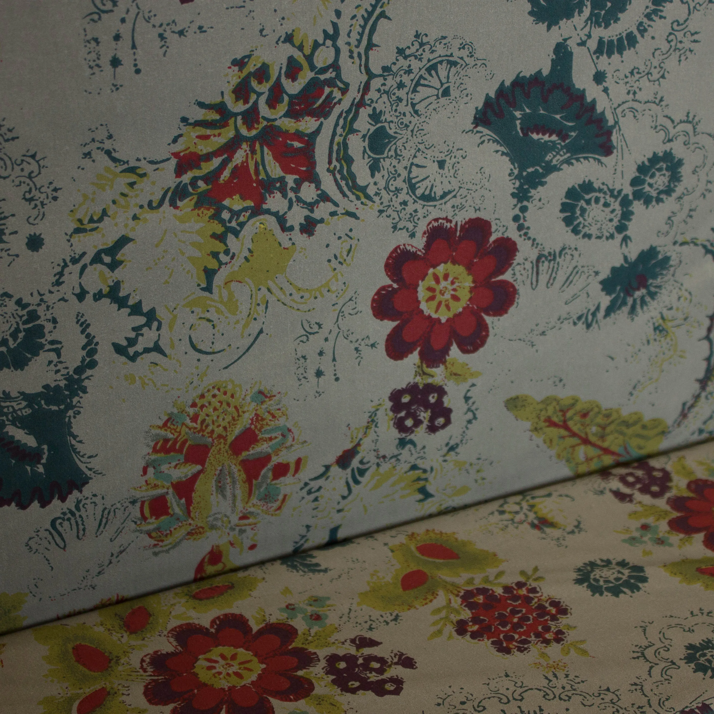 Katoen grijs met bloemen