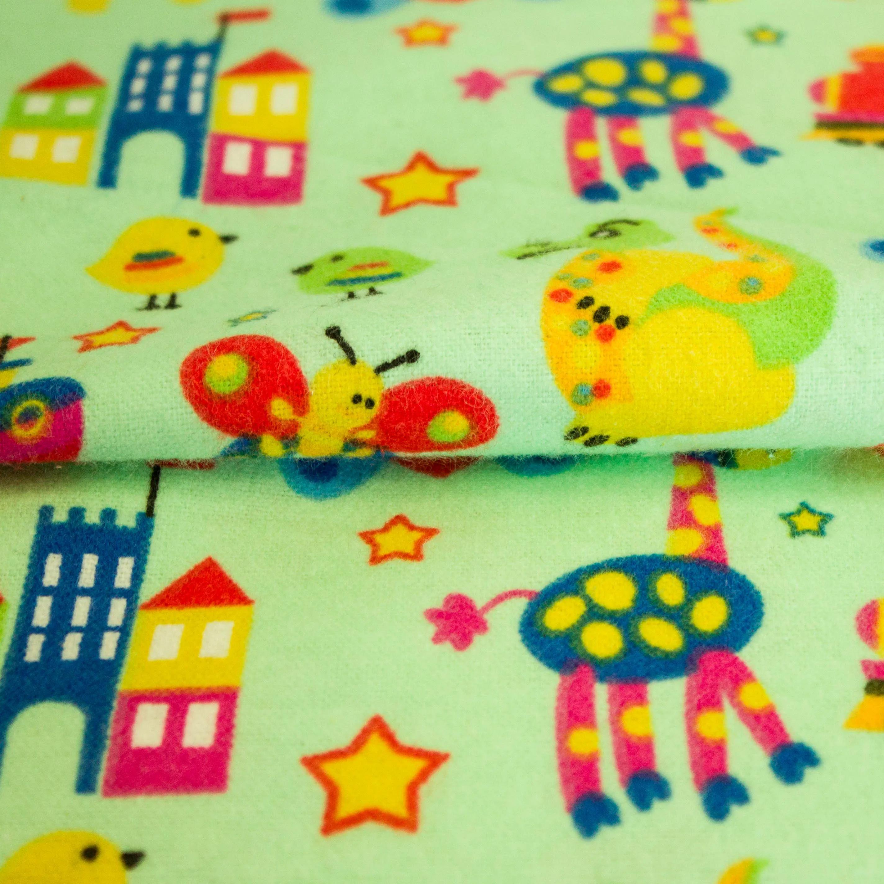 Flanel groen met speelgoed