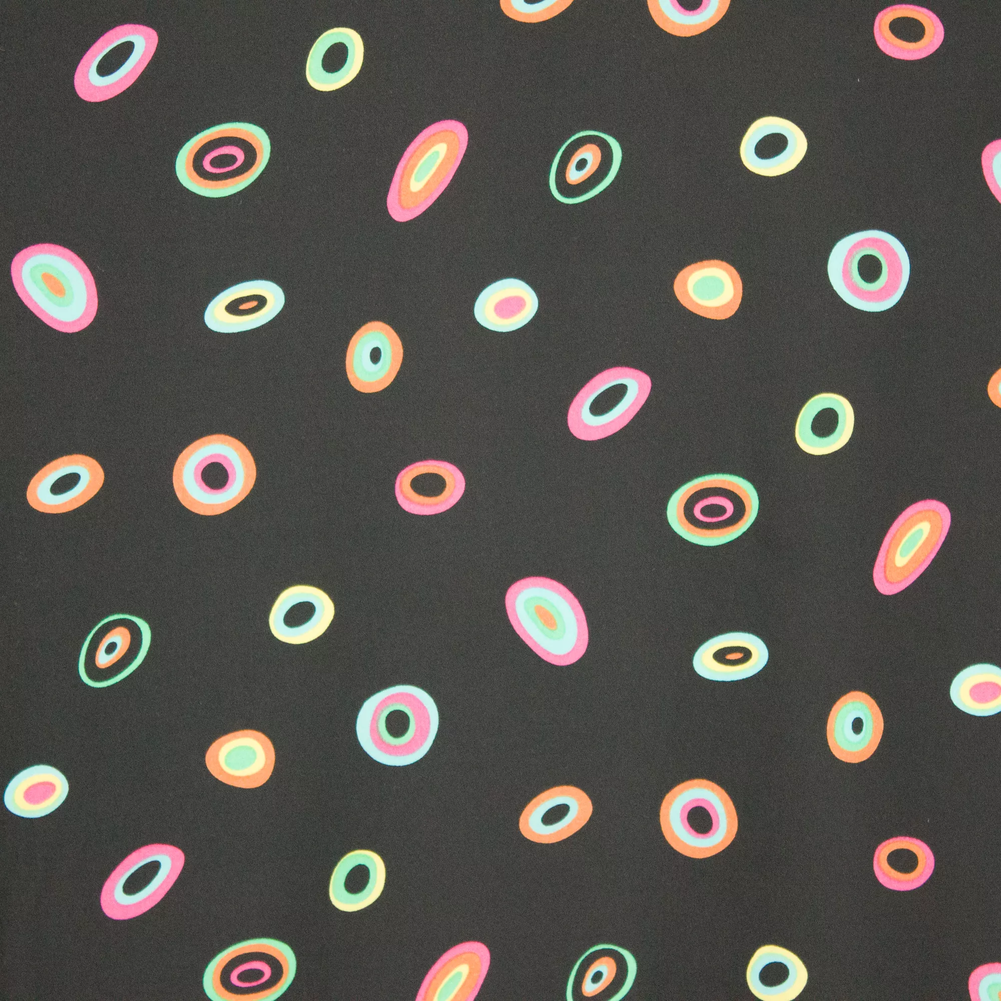 polyester met ovalen motiefjes