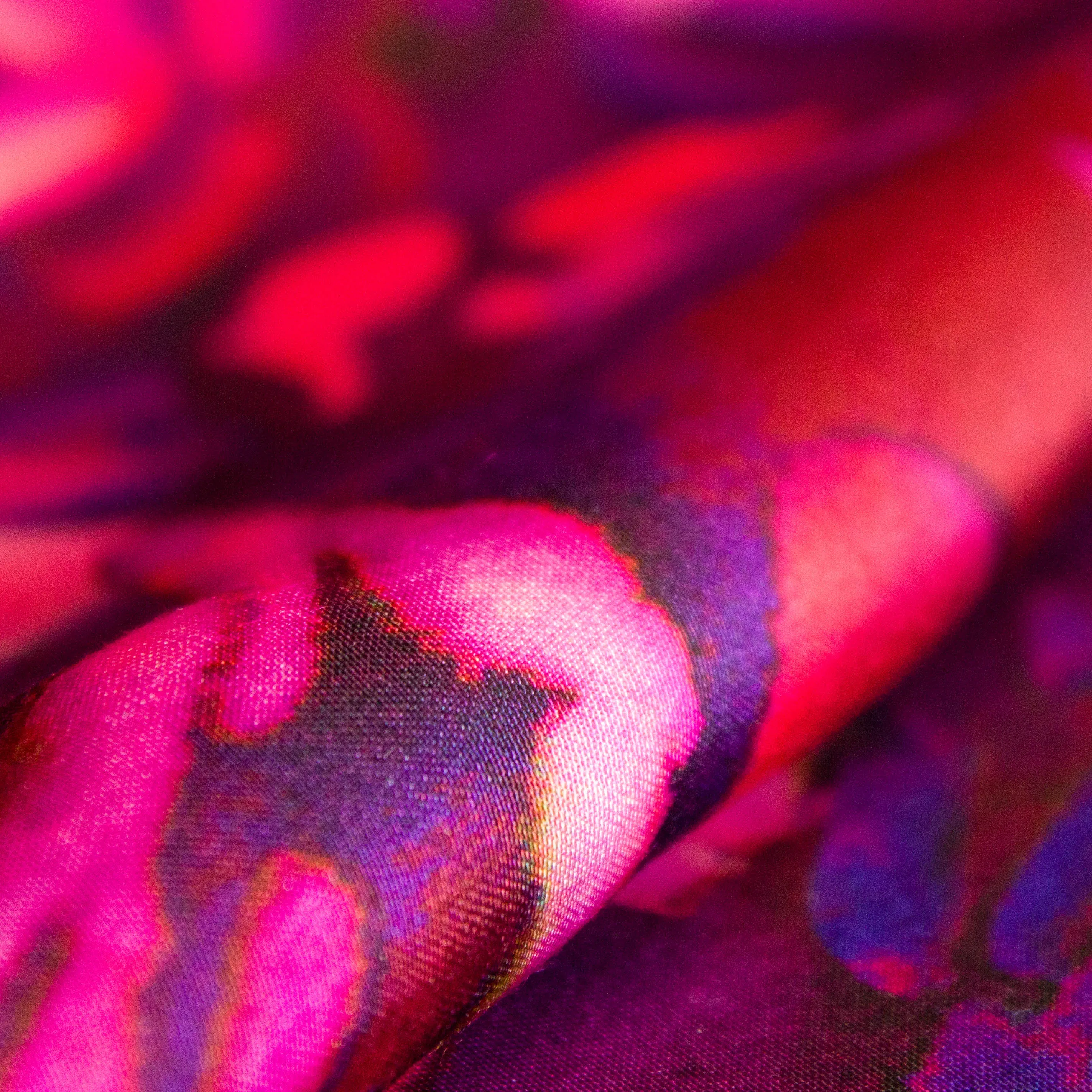 Viscose satijn paars / roze