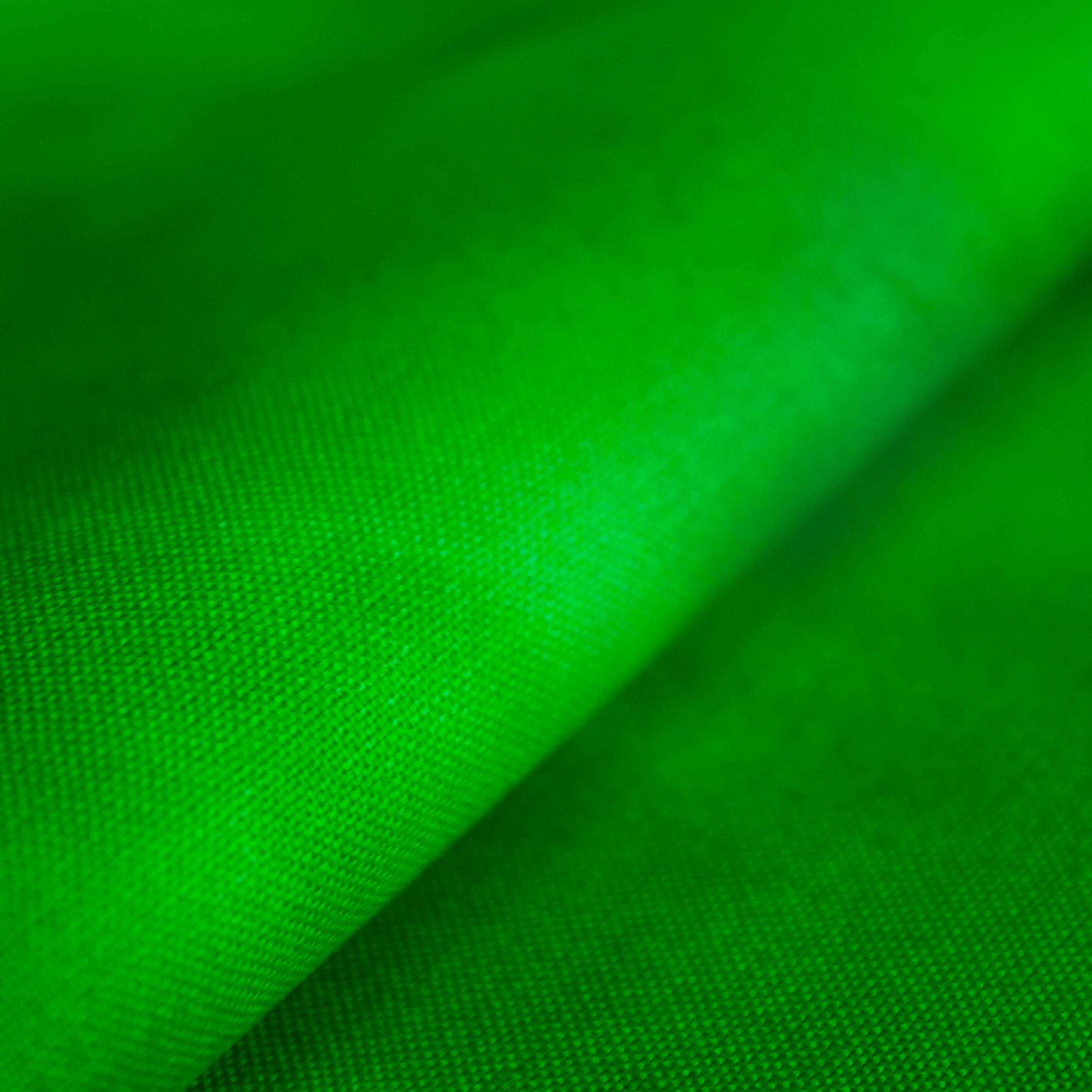 Katoen groen met donkergroene vlekken