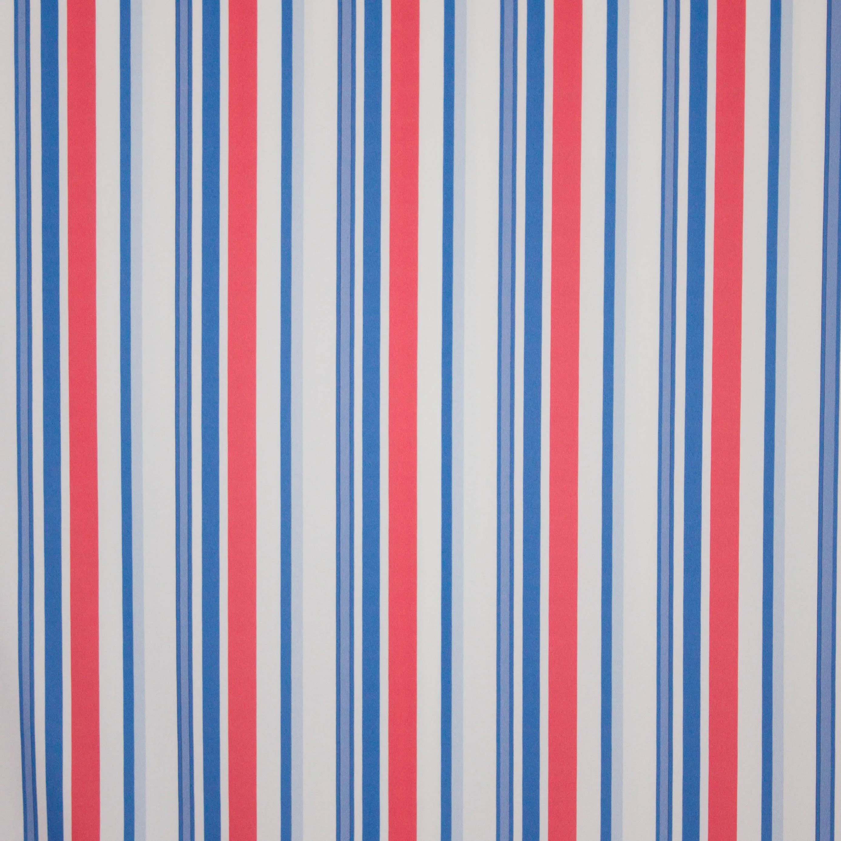 Polyester wit gestreept