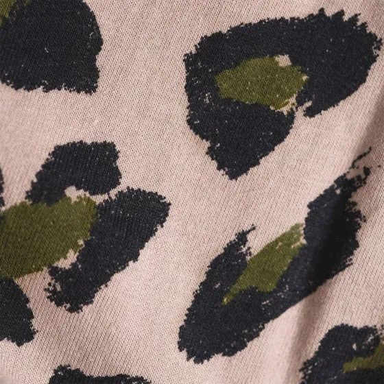 Gebrushte sweaterstof zand met luipaard print 'Leony' - Atelier Brunette