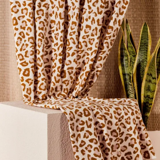 Gabardine wit met jacquard print 'Leony' - Atelier Brunette