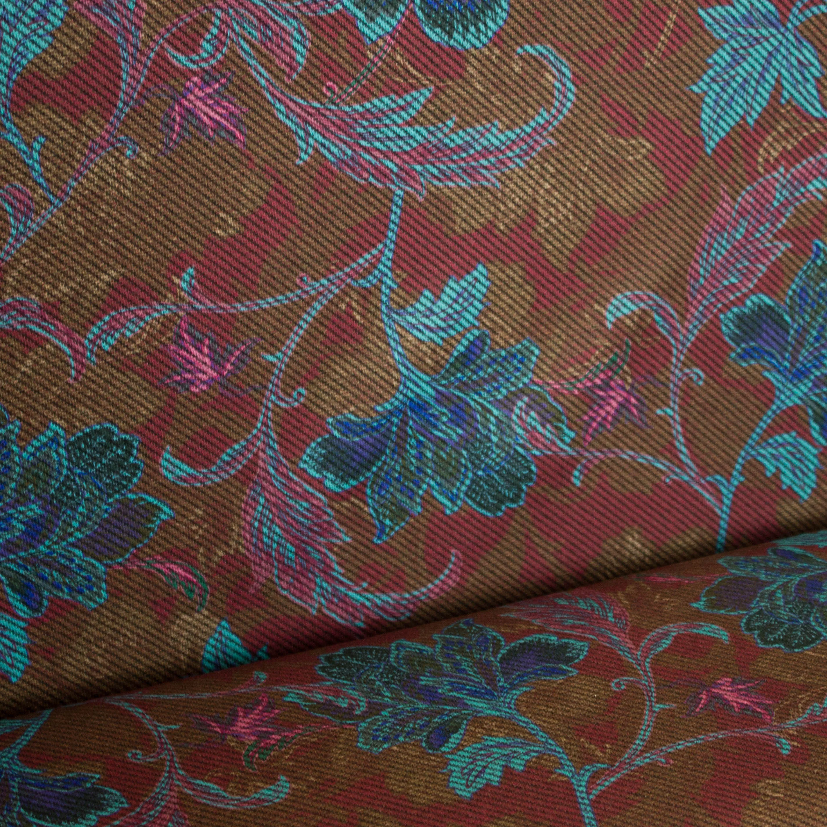 Bedrukte double face met blauwe bloemen