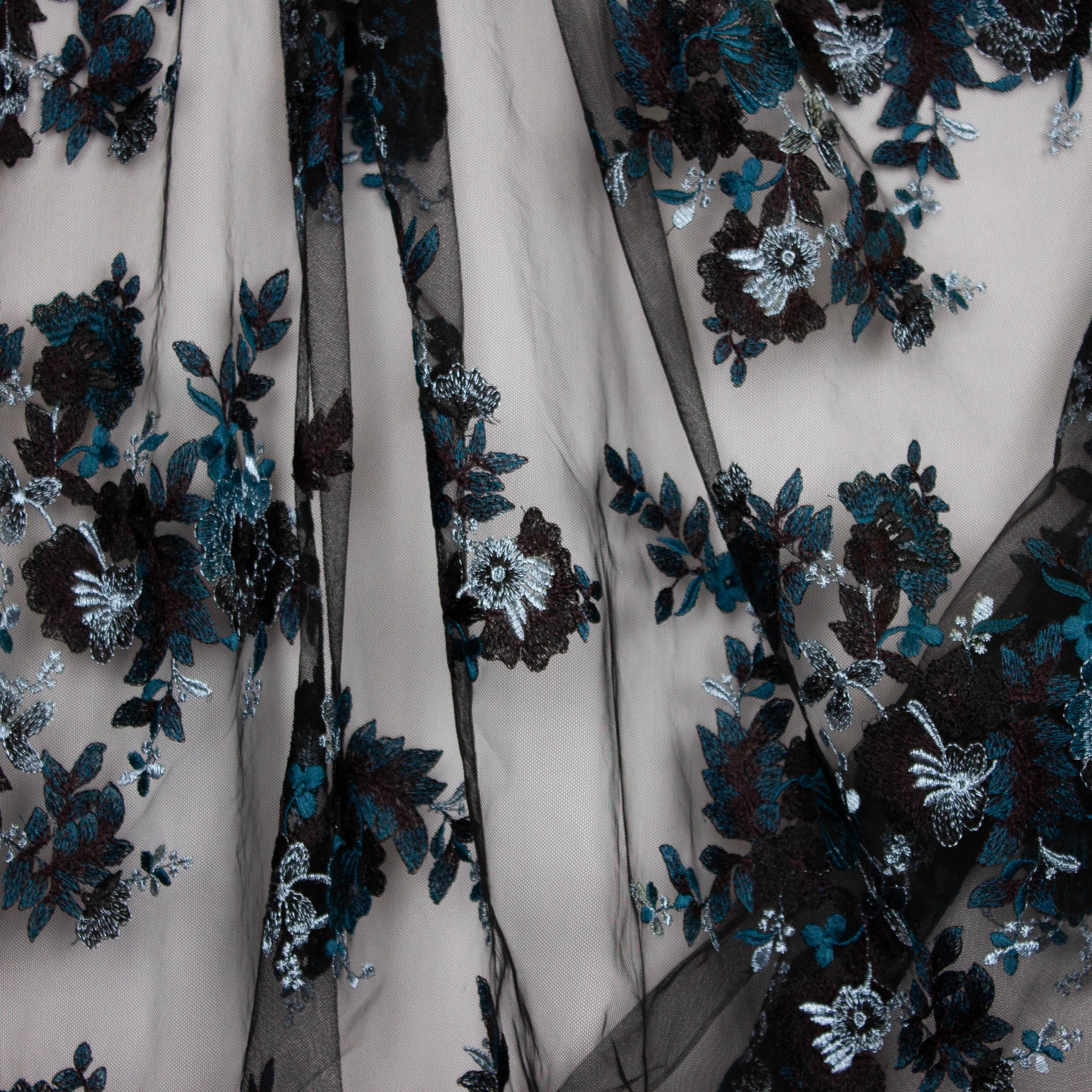 Kant zwart met groenblauwe bloemen - Lorré