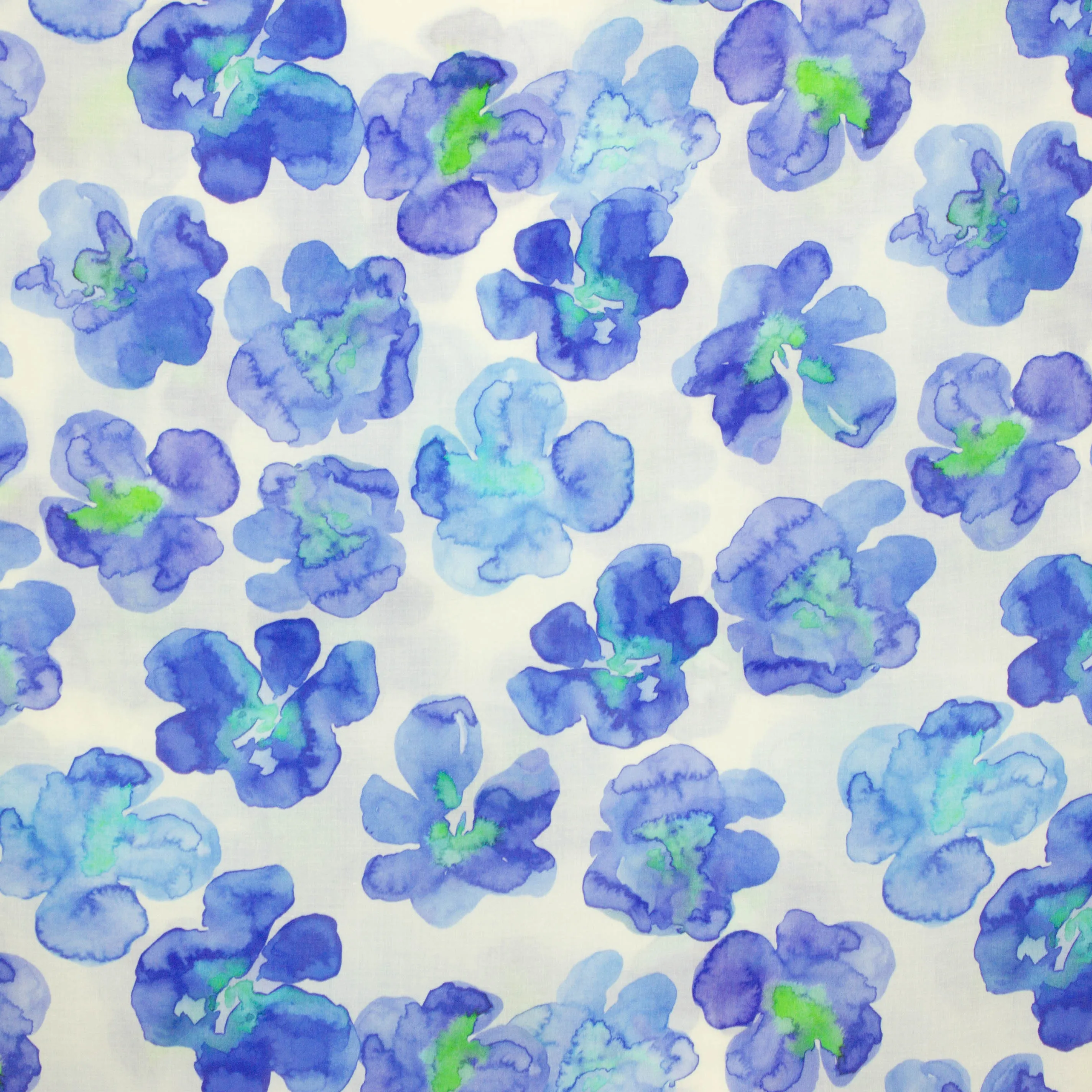 Viscose wit met blauwe aquarel bloemen