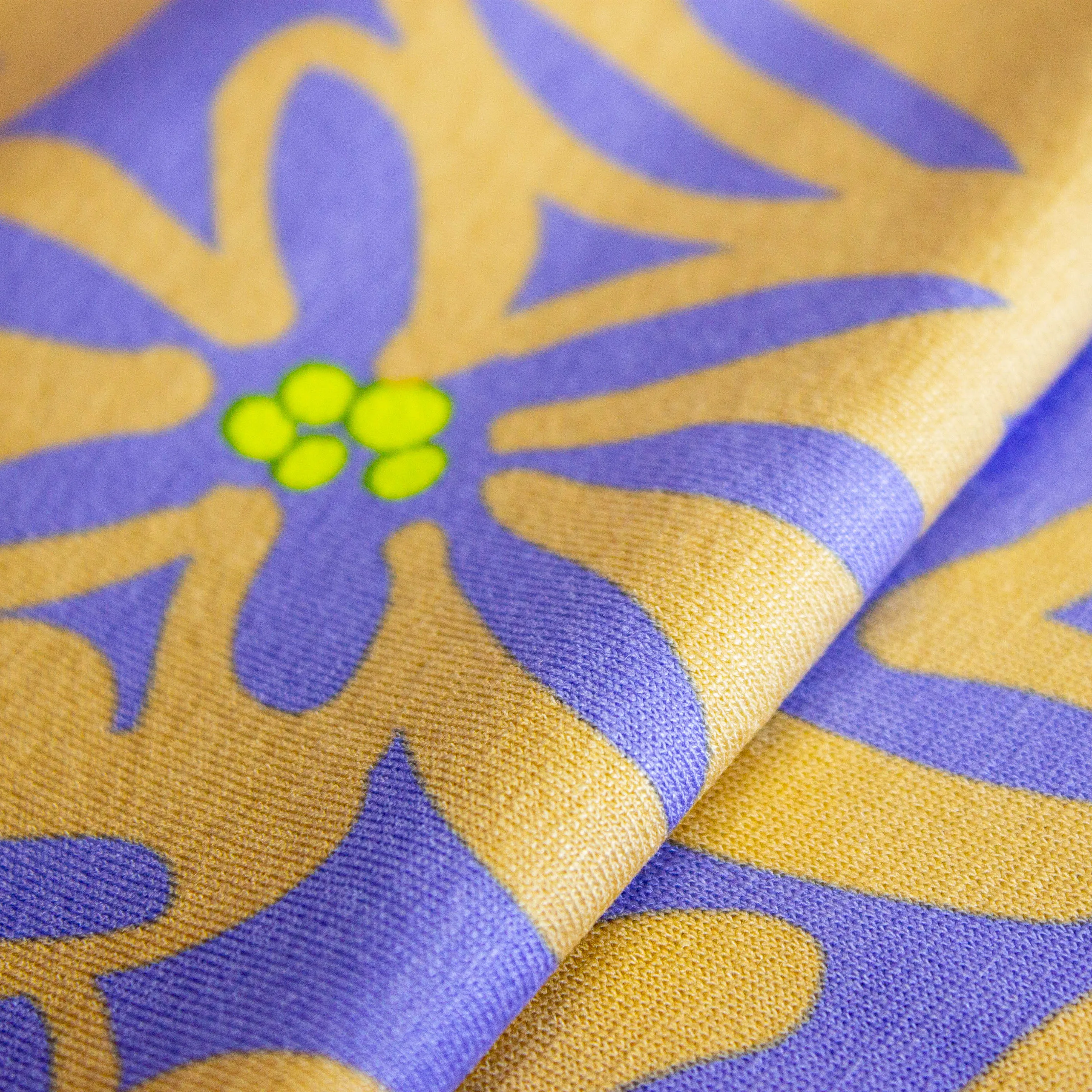 Viscose tricot lila met bruine bloemen - Katia