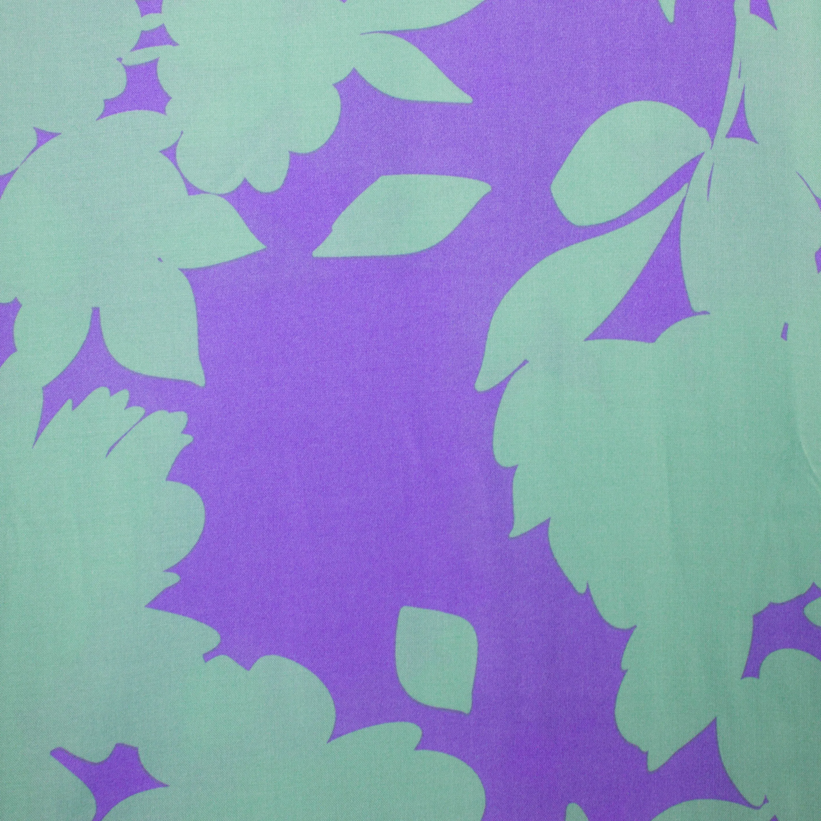Viscose paars met limoen bloemen
