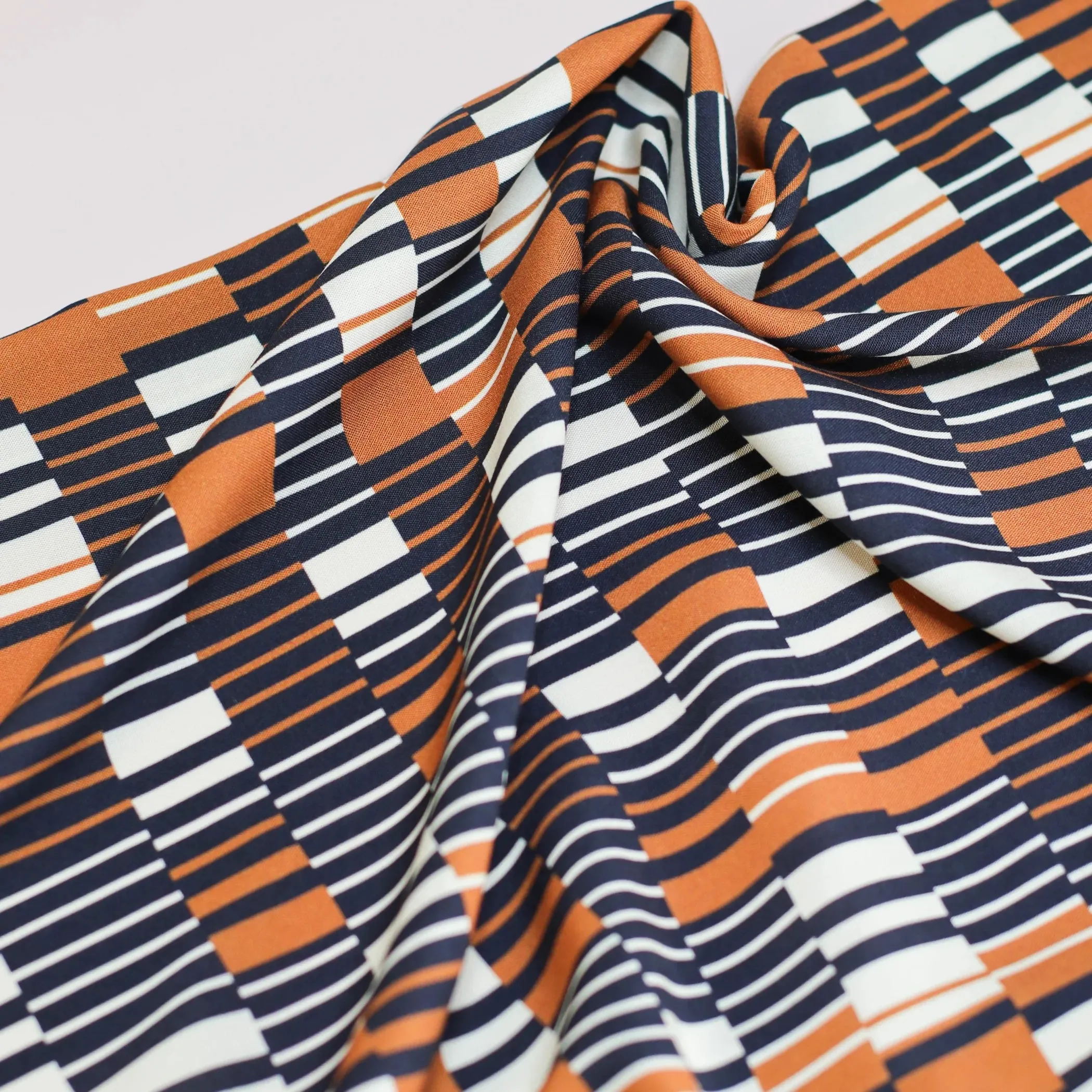 Viscose Inline desert flow roest - Meet Milk