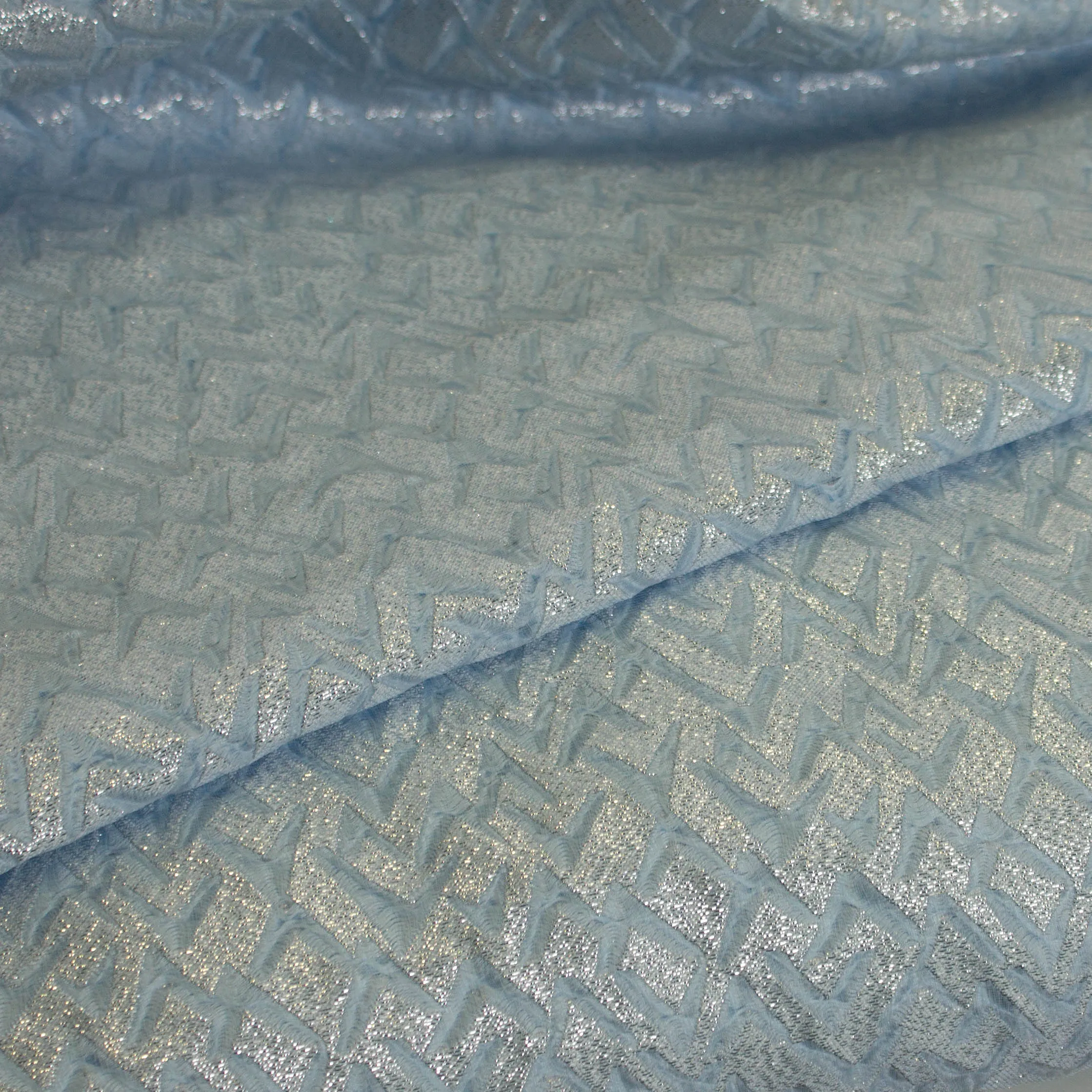 Jacqard lichtblauw met geometrische glitterprint - Lorré