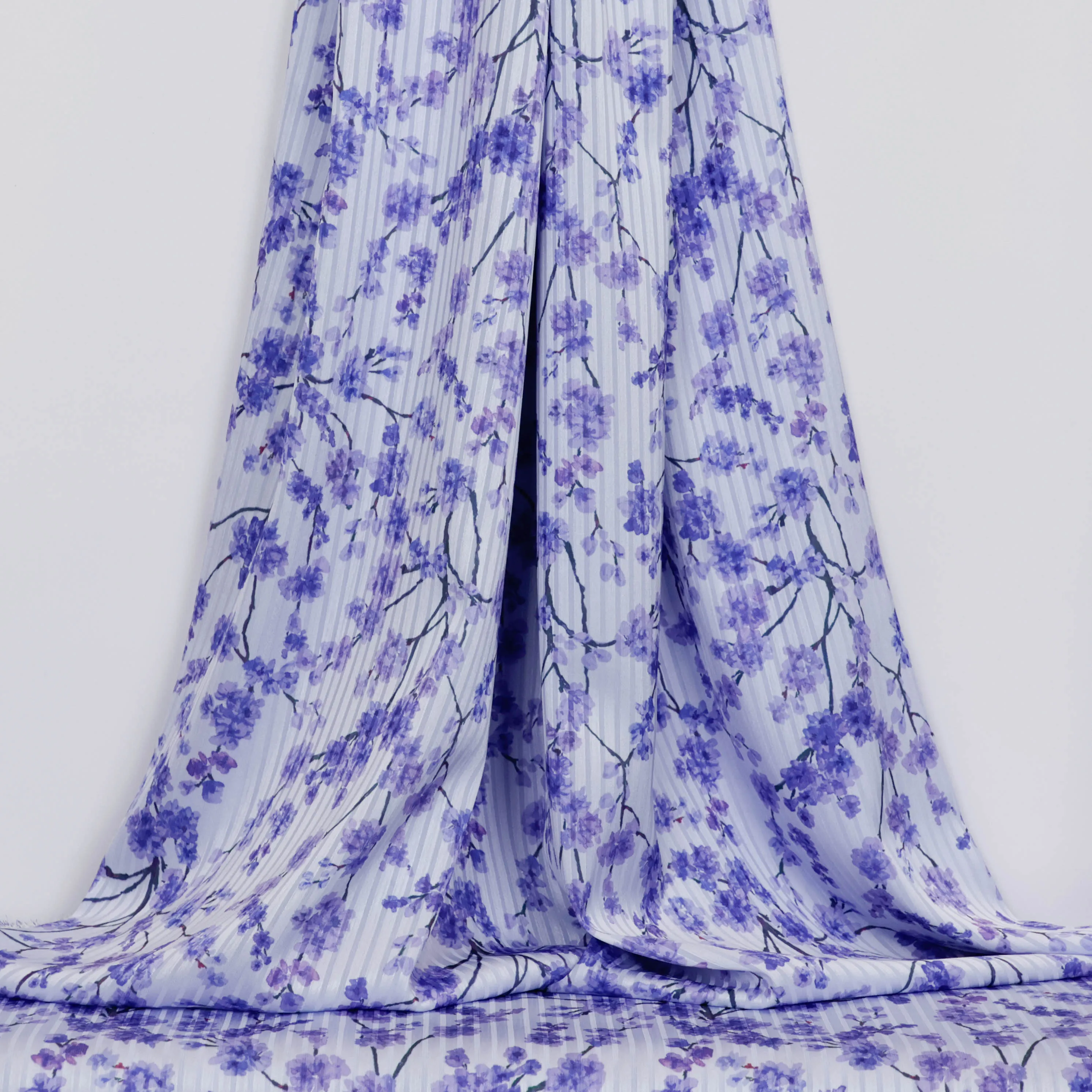 Voile blauwpaars met bloemetjes