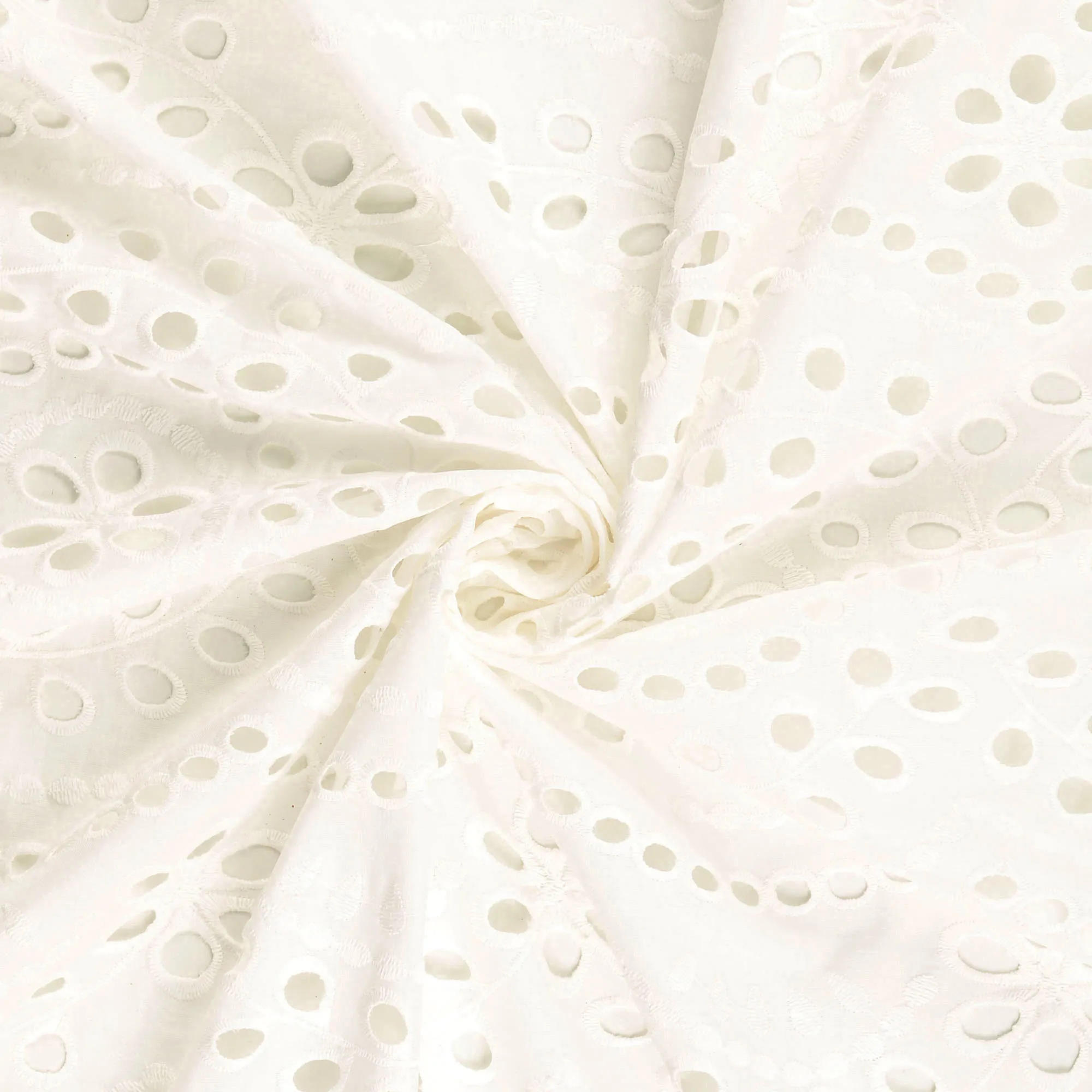 Broderie wit met bloemen