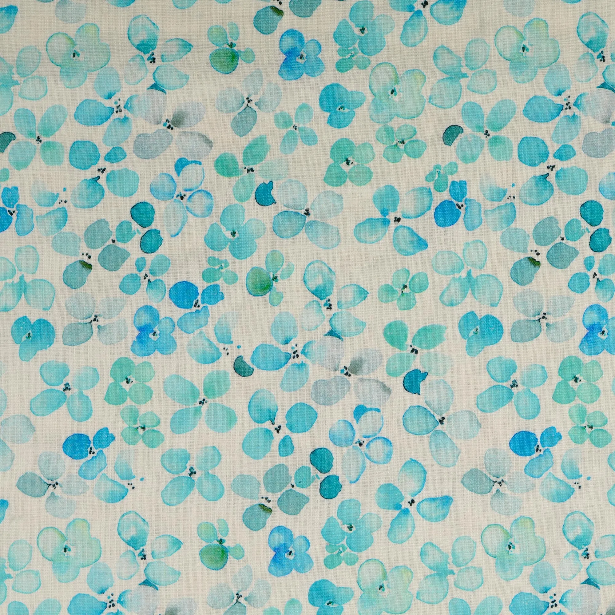 Linnen gebroken wit met blauwe aquarel bloemen