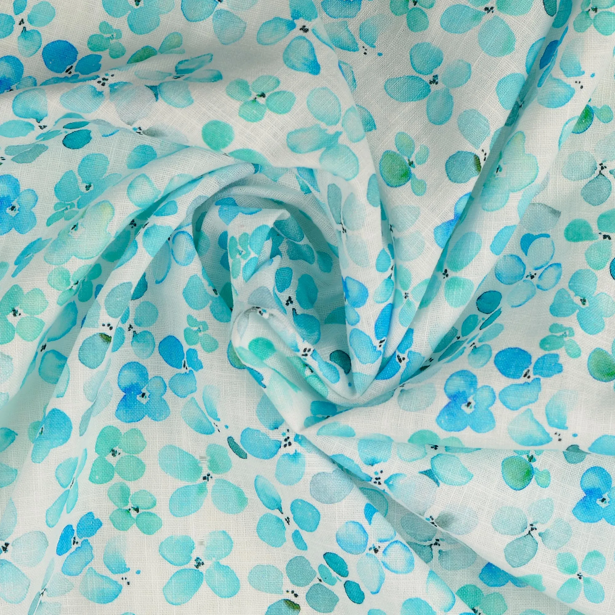 Linnen gebroken wit met blauwe aquarel bloemen