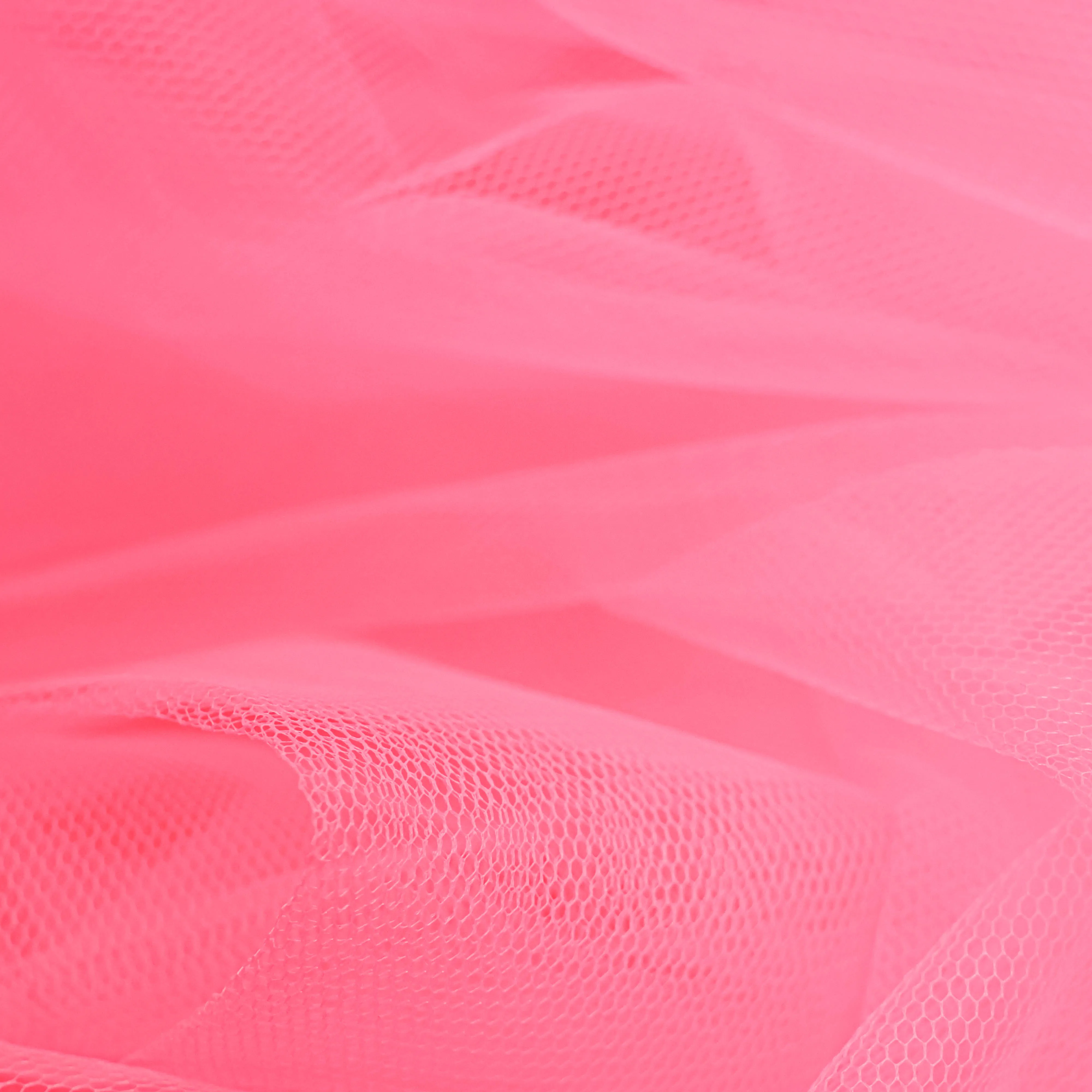 Tule fluo roze