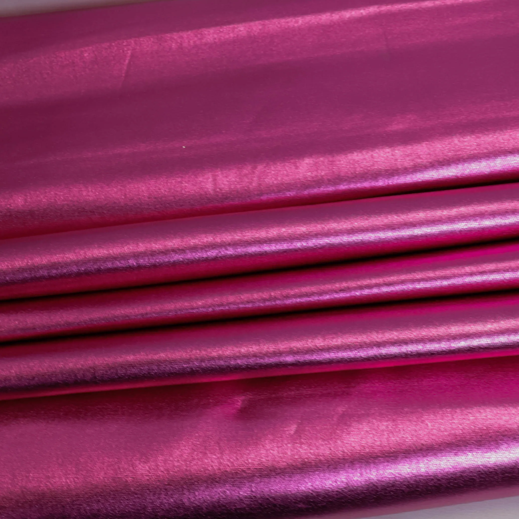 Rekbare polyester metalic fuchsia
