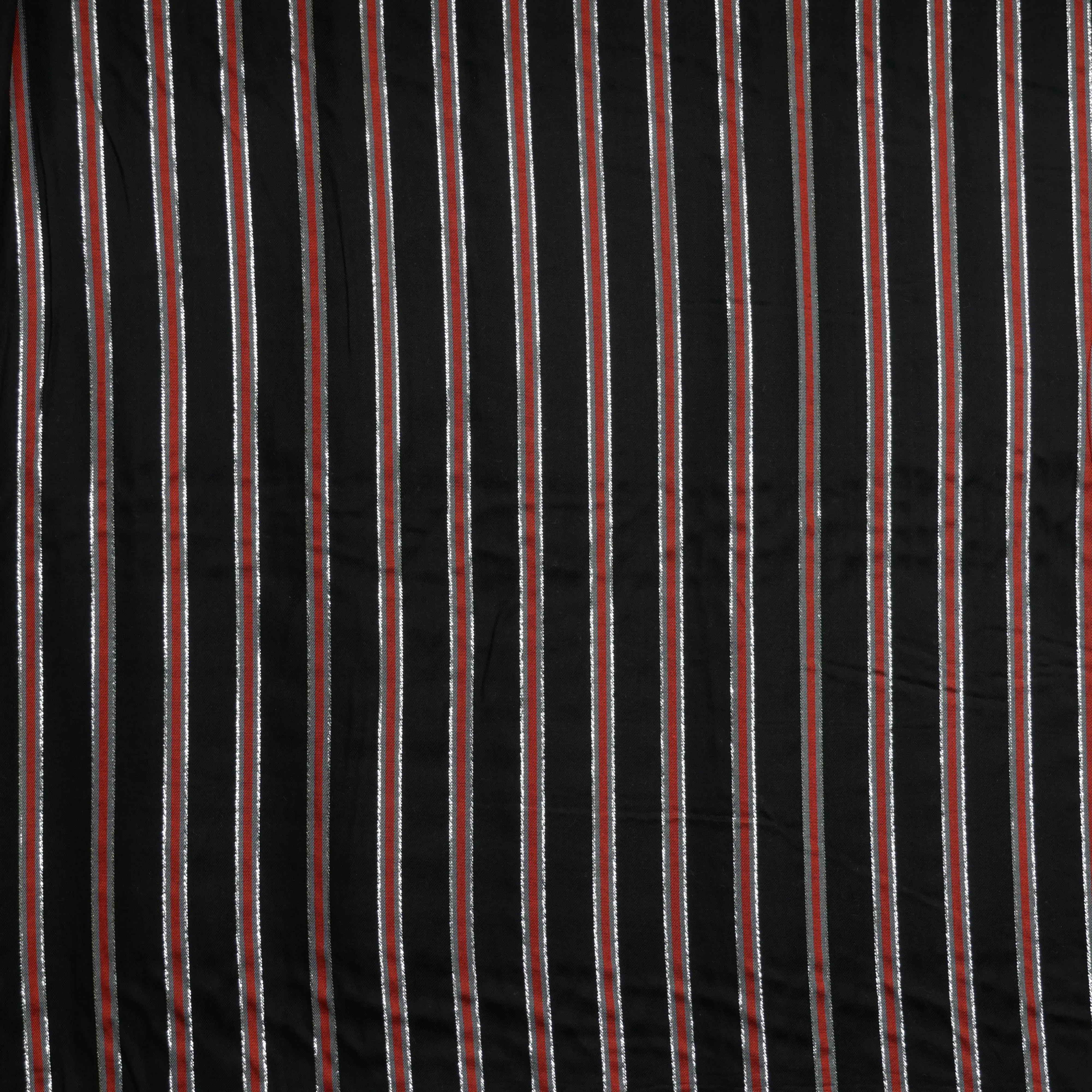 Viscose zwart gestreept met zilverdraad - Burda