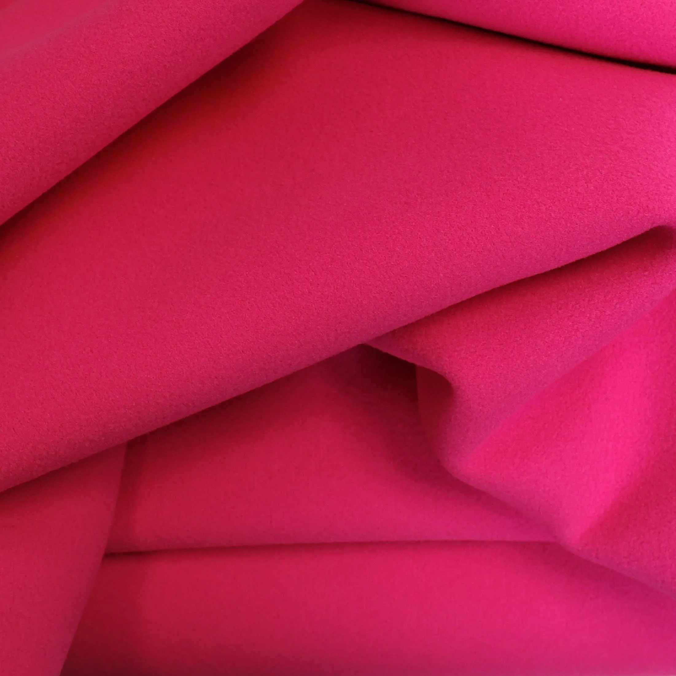 Mantelwol fuchsia