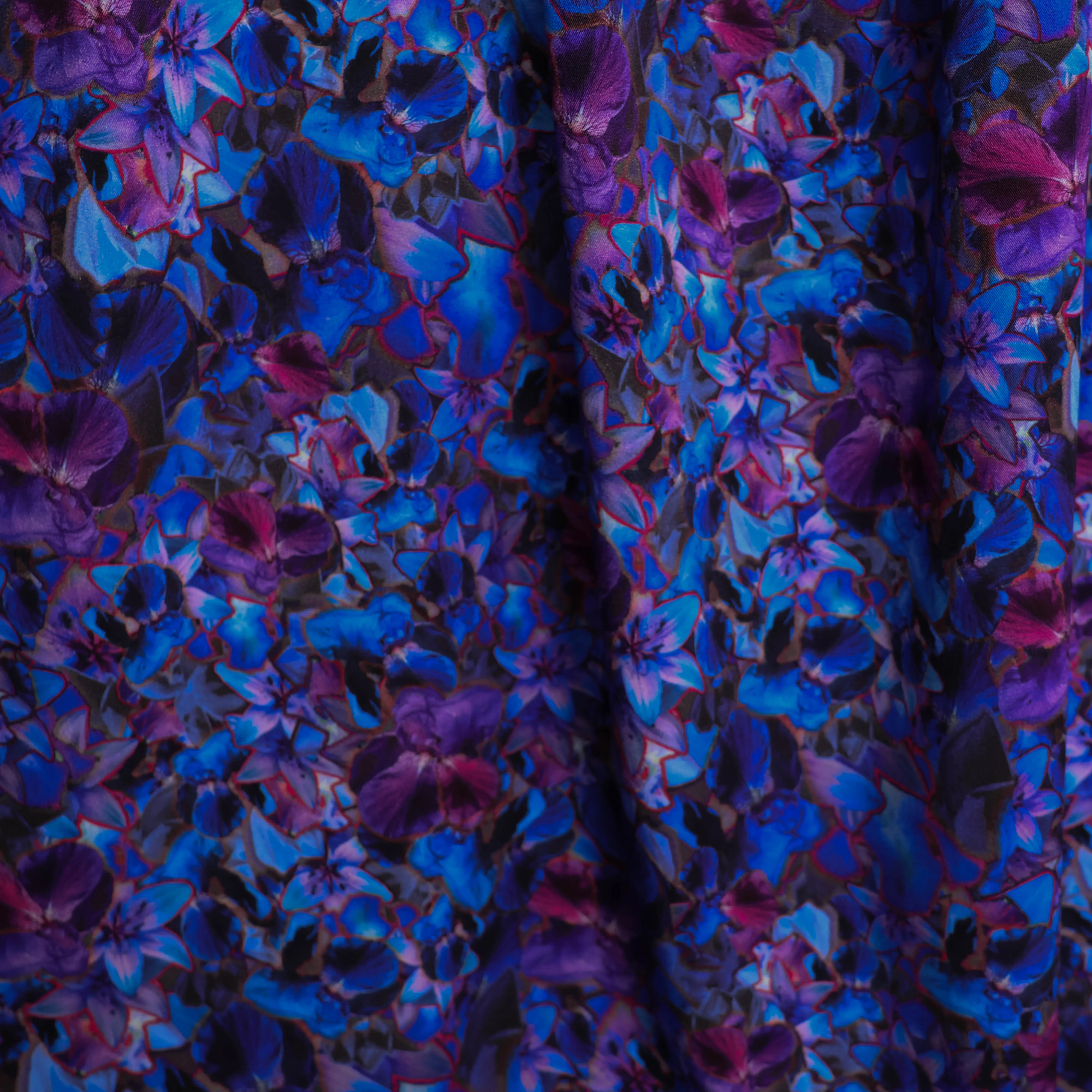 Stretch viscose blauw met bloemen