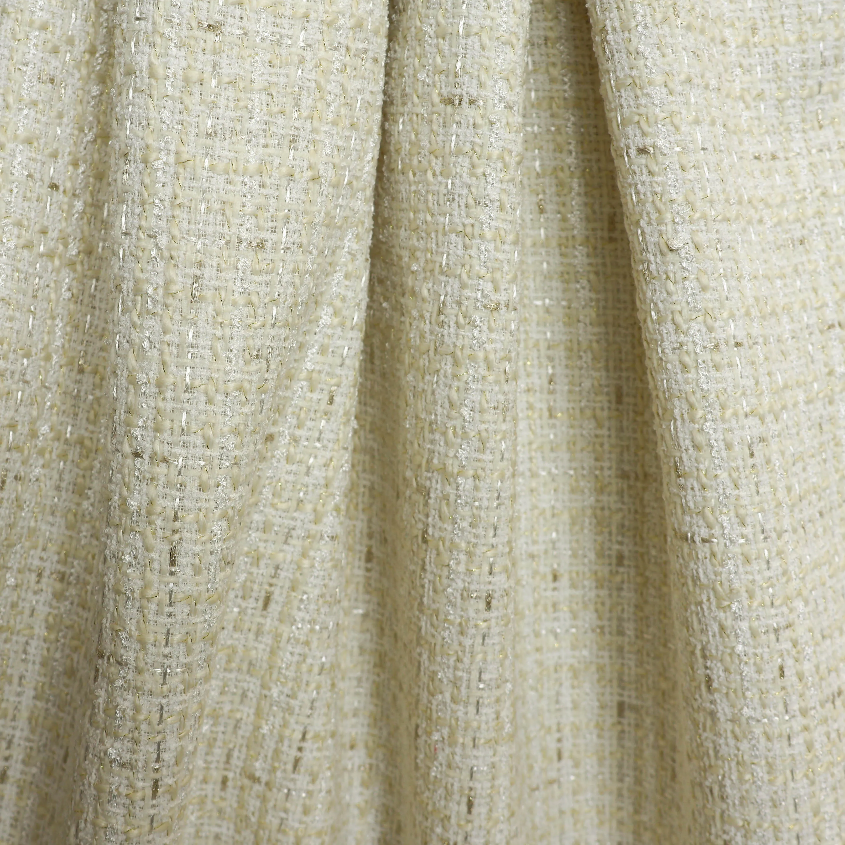 Chanelstof ecru met gouddraad