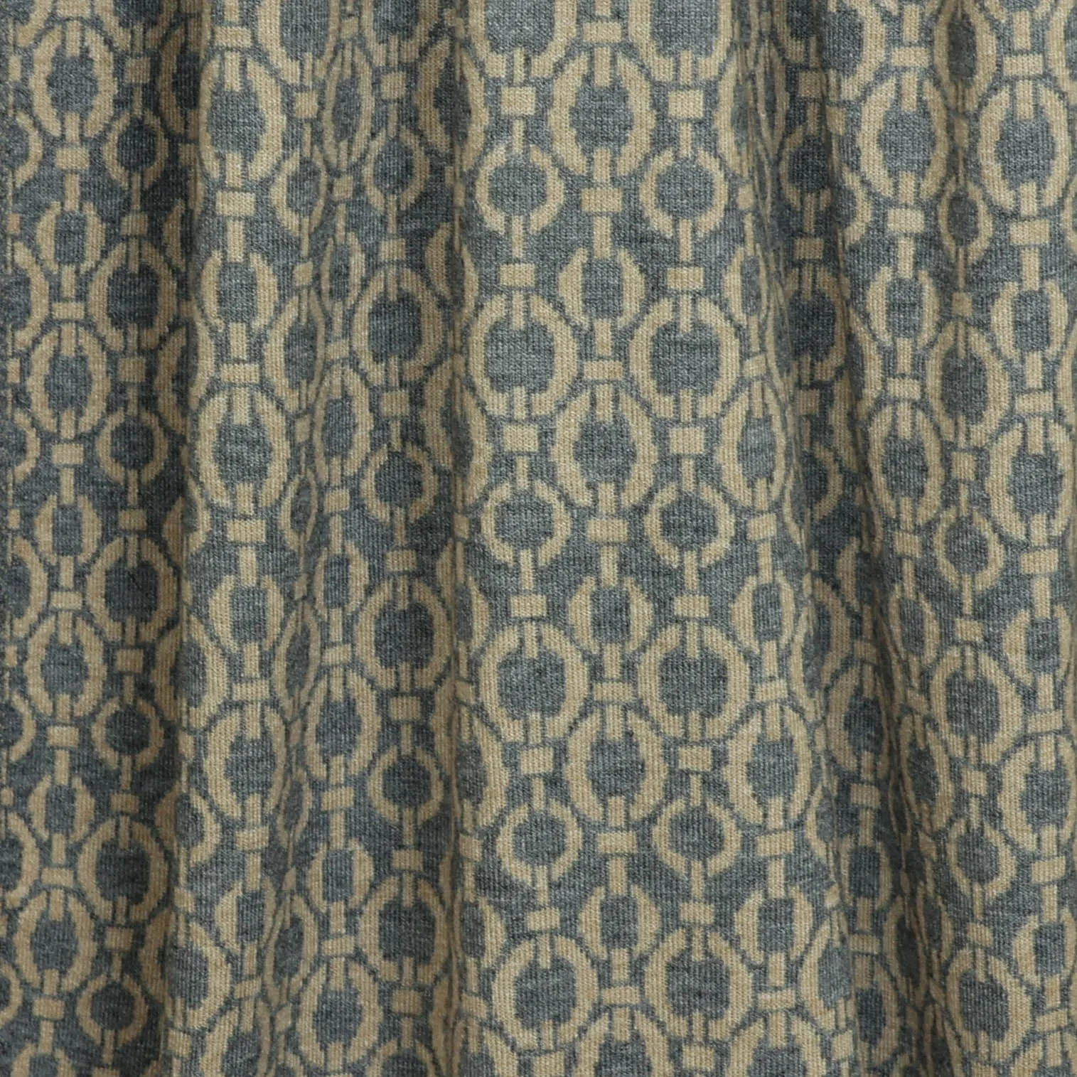Tricot jacquard grijs met kettingmotief