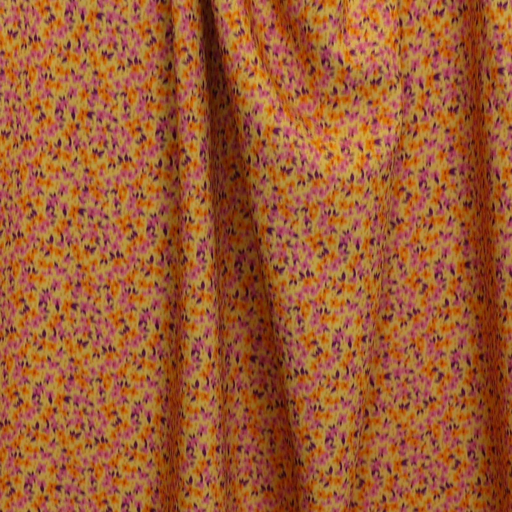 Viscose met bloemetjes - A la Ville