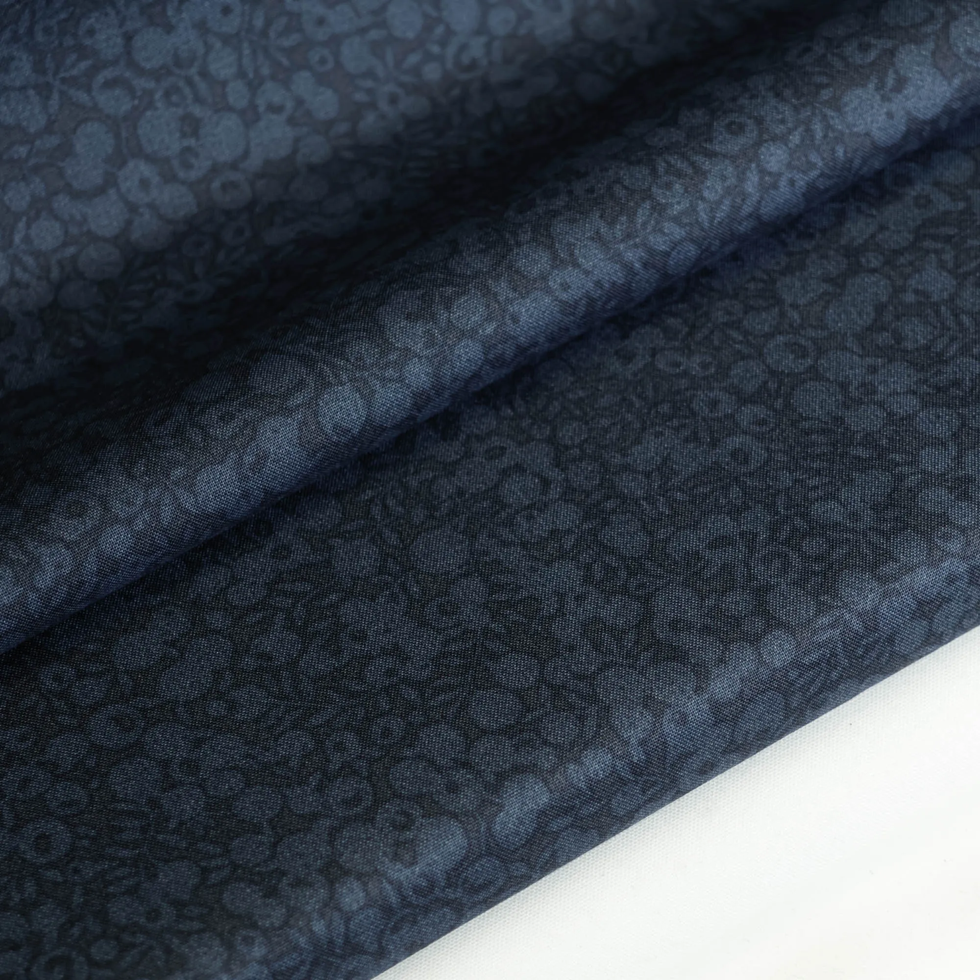 Katoen donkerblauw met patroon