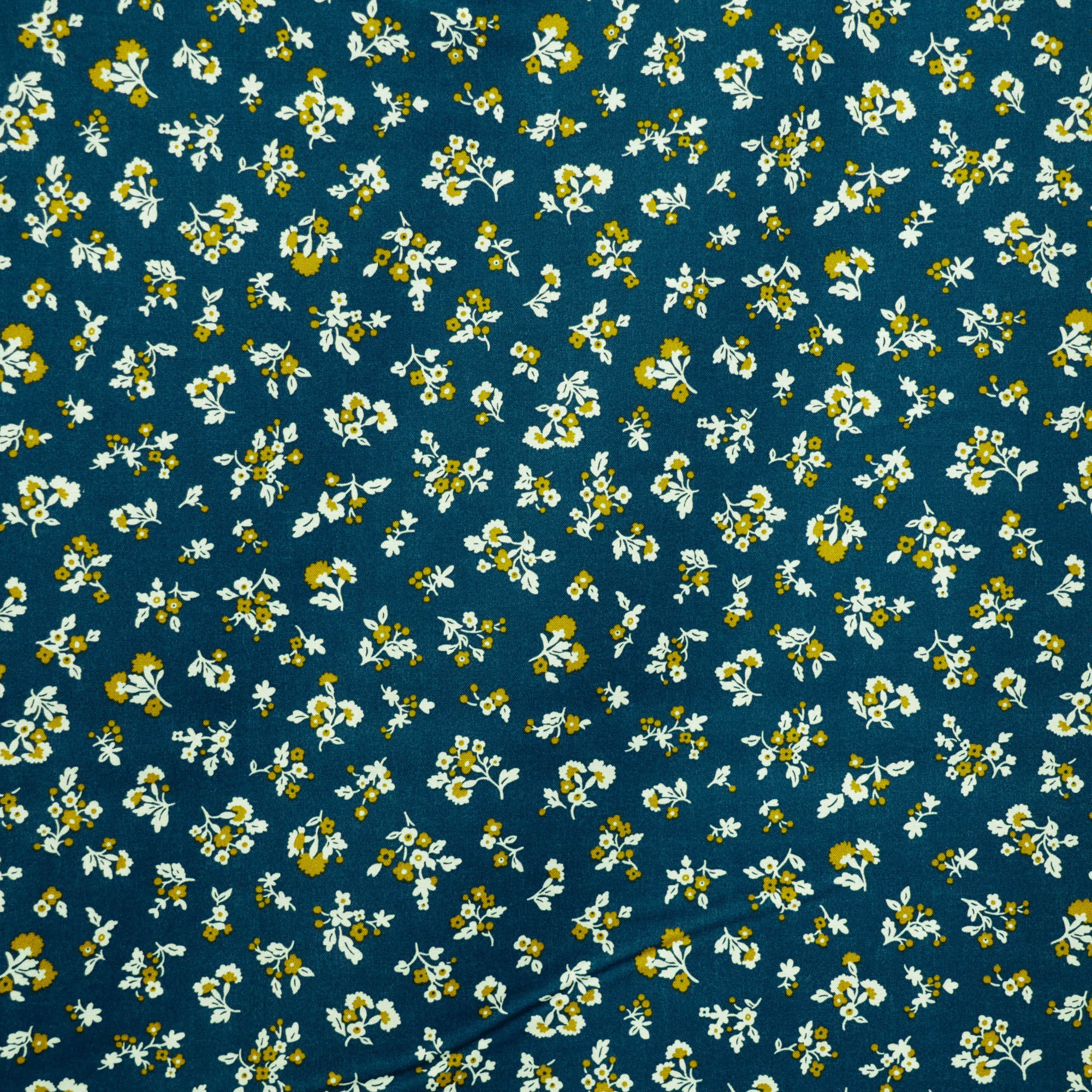 Katoen blauw met bloemen