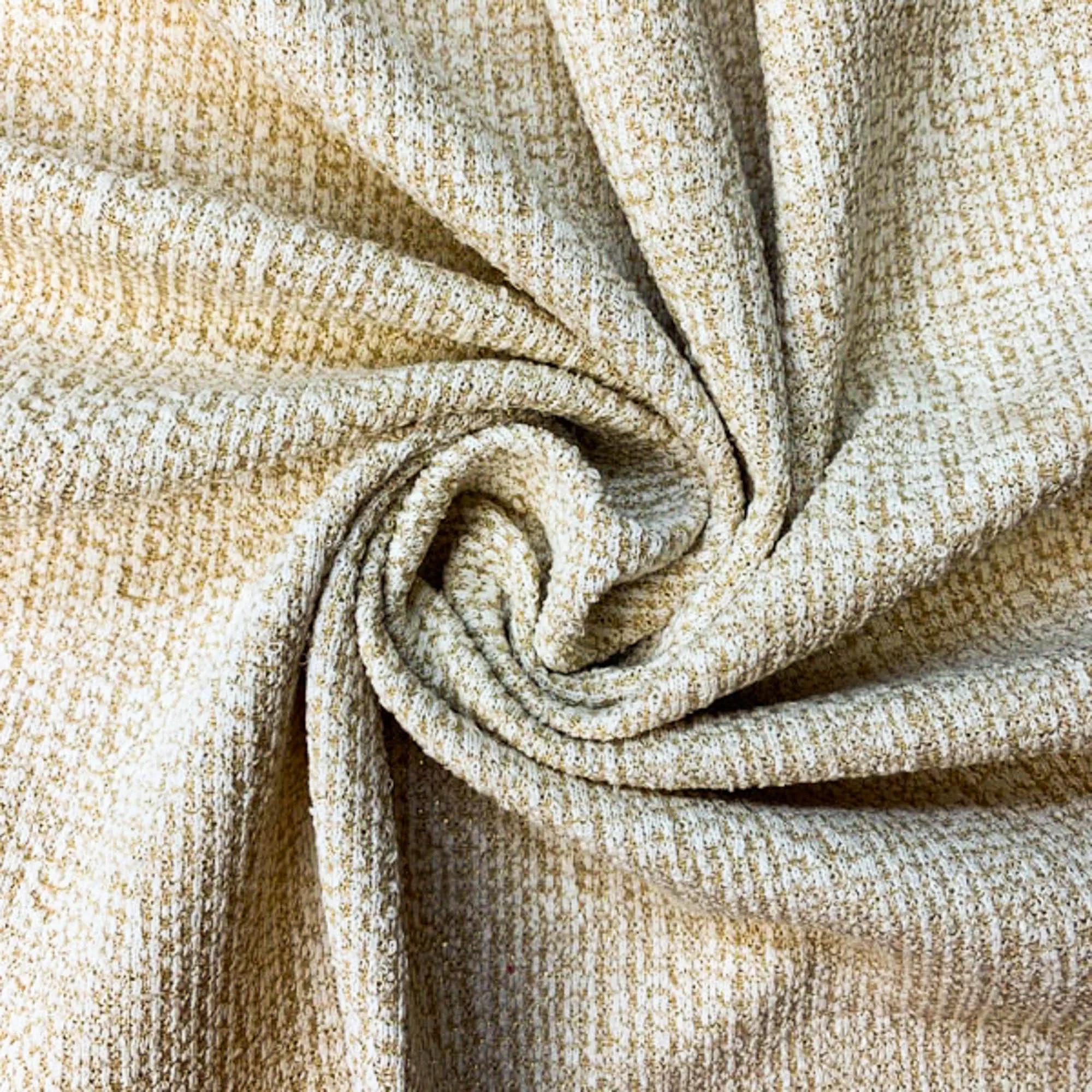 Chanelstof beige met gouden glinstering  - The Fashion Basement