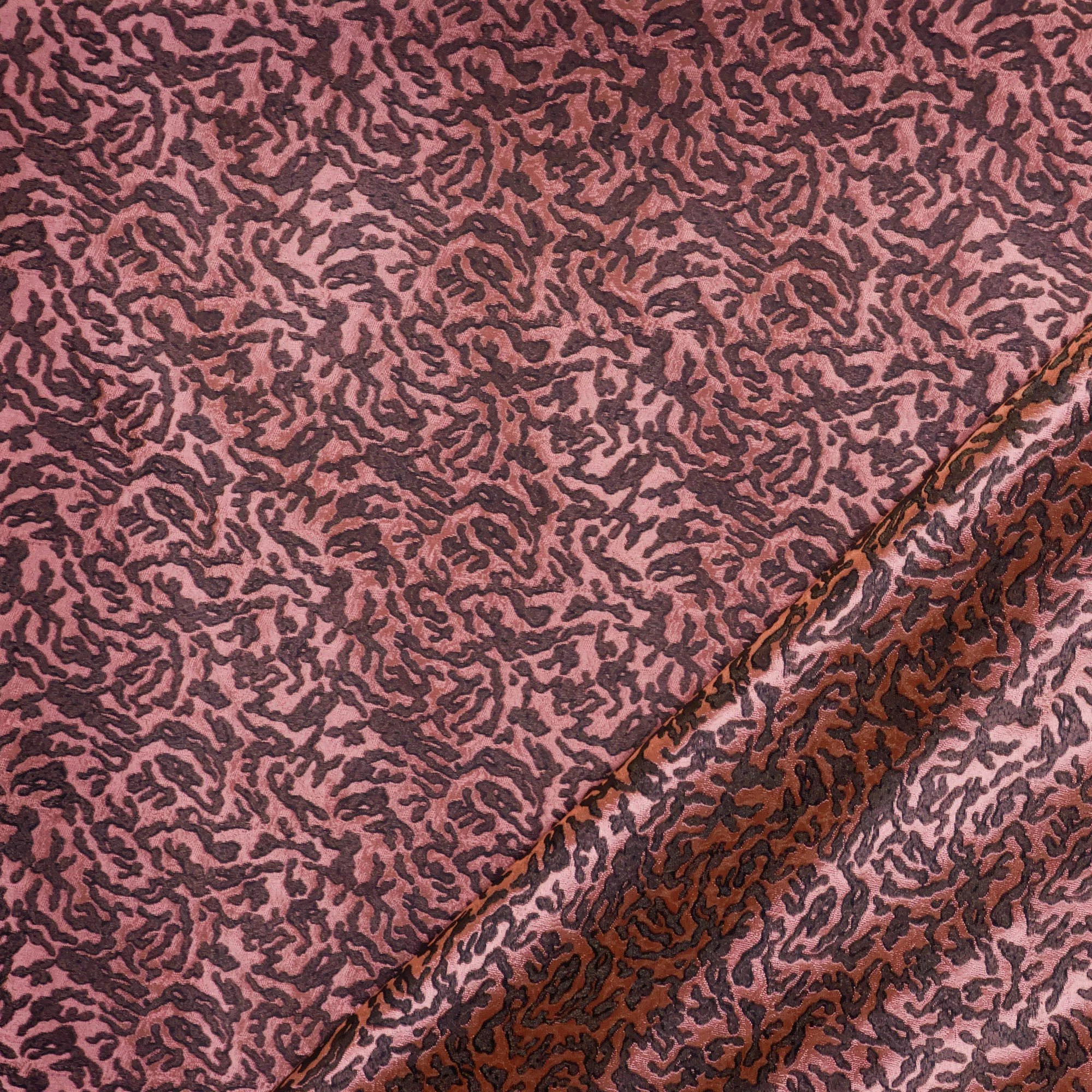 Polyester jacquard glanzend met roze kronkel patroon