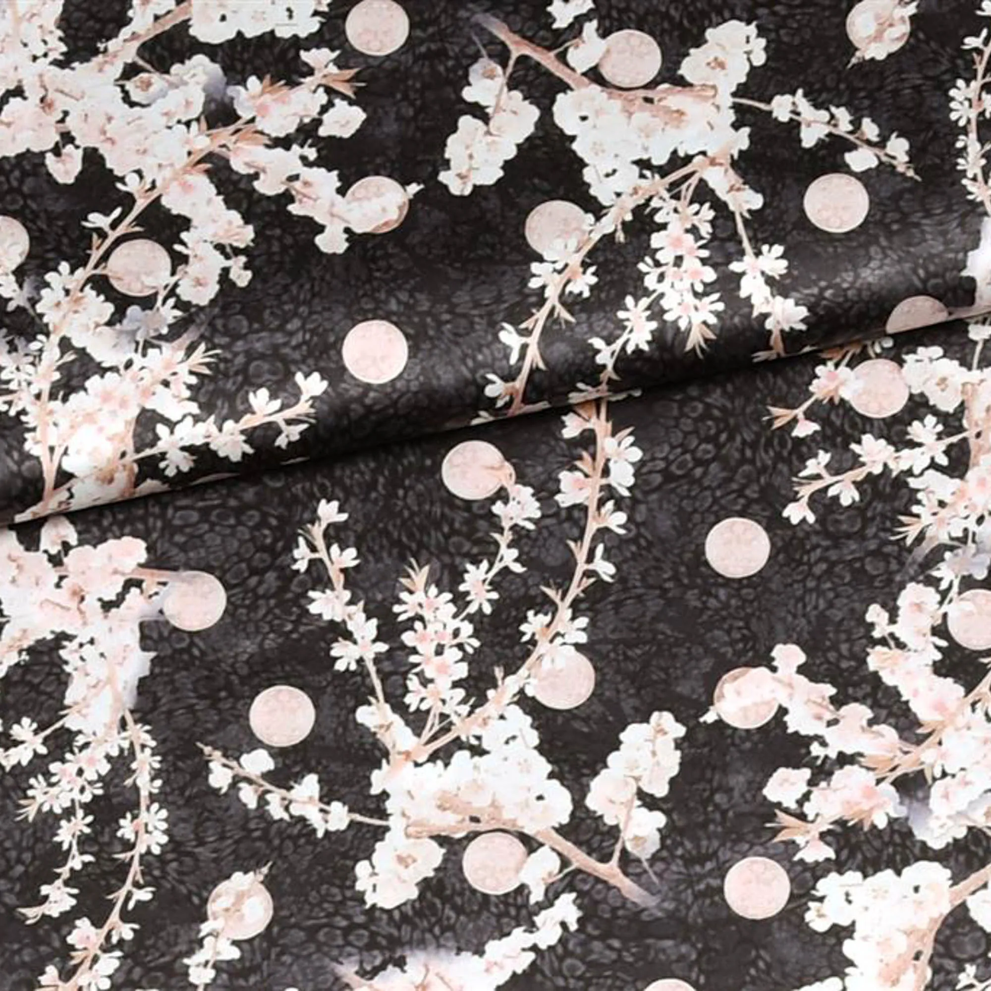 Polyester donkerbruin met bloemen - Knipmode september 2025