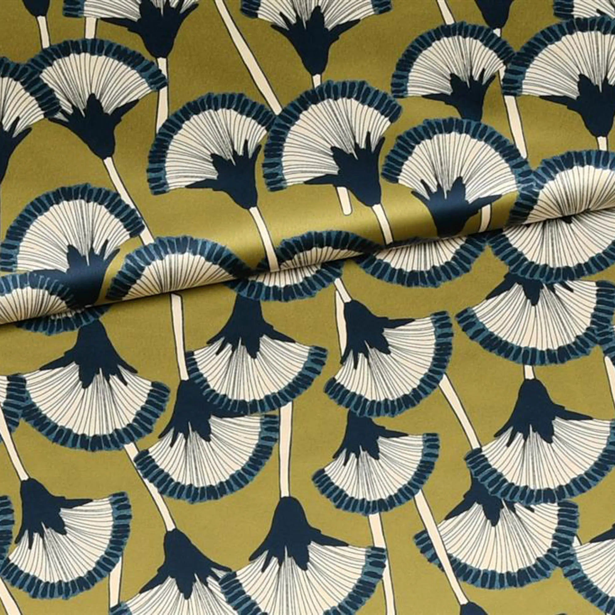 Polyester groen met bloemen