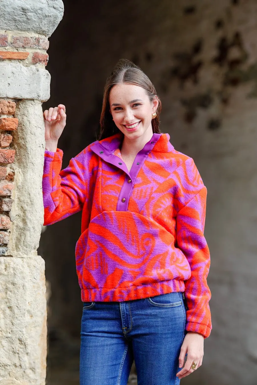 Mantelwol met paars en oranje print - Atelier Jupe