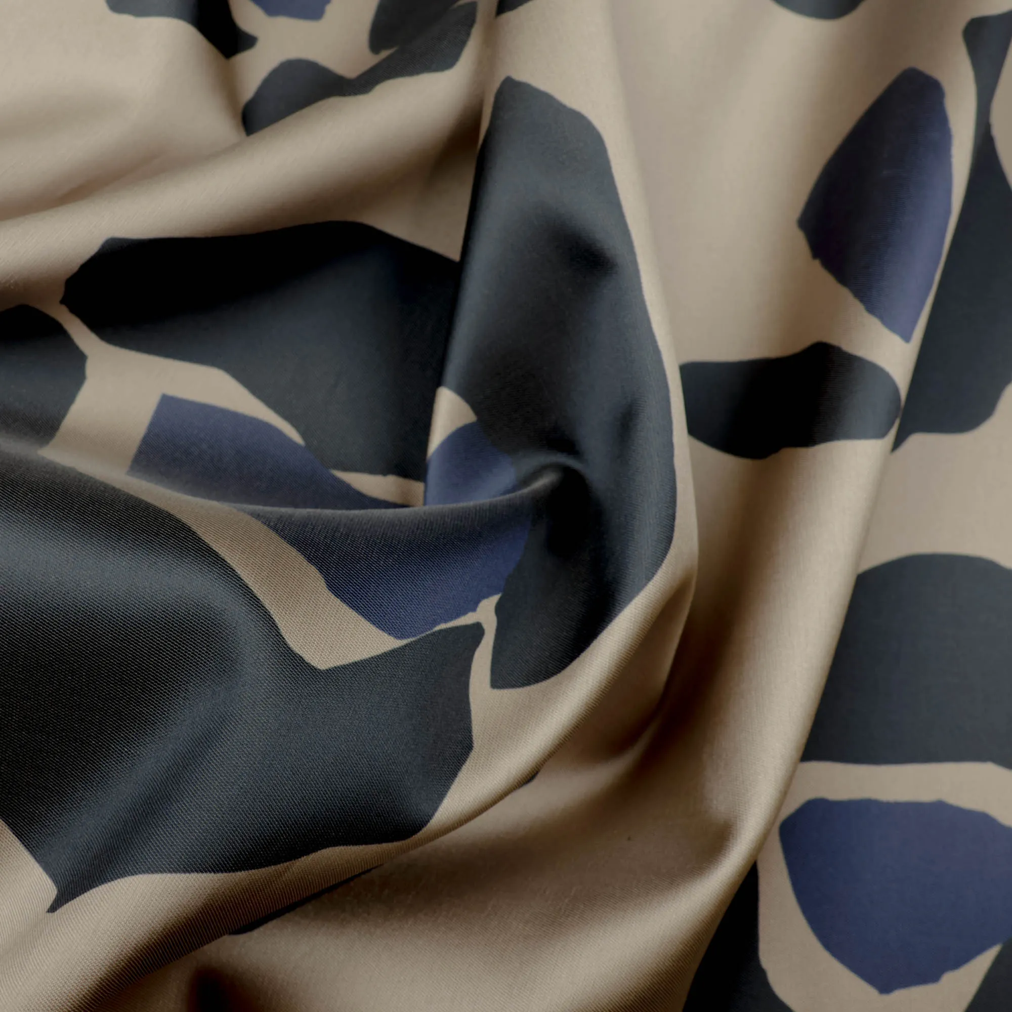 Polyester zijde bruin met abstract patroon  - Lorré