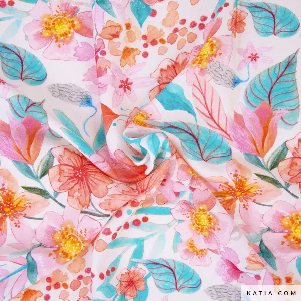 Viscose roze bloemenpatroon - Katia