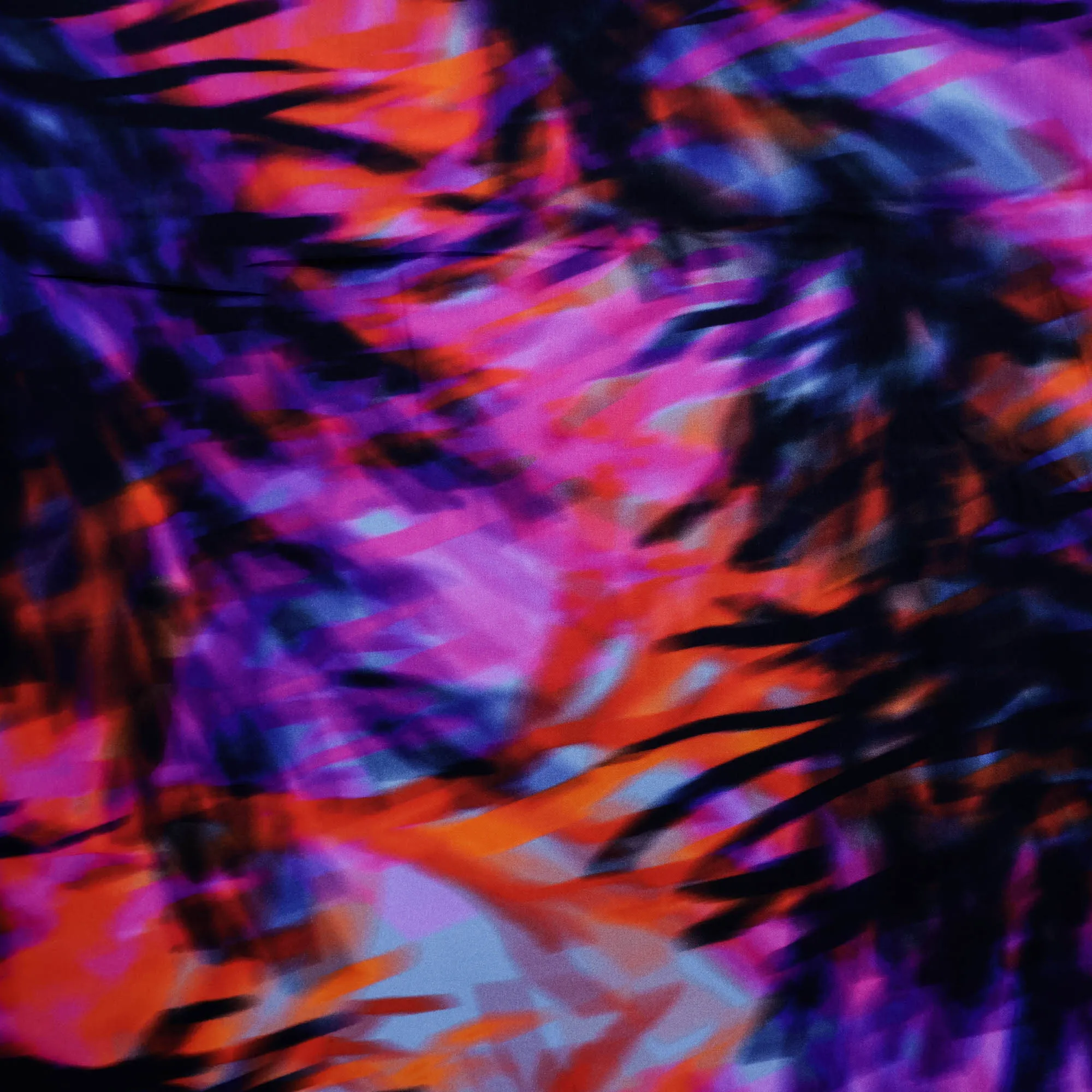Viscose abstract bladpatroon met felle kleuren