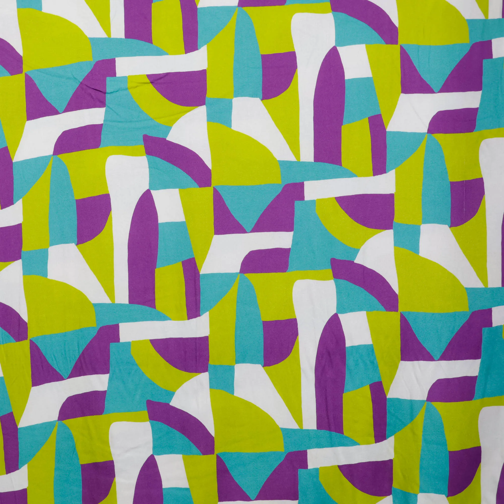Viscose met abstract patroon