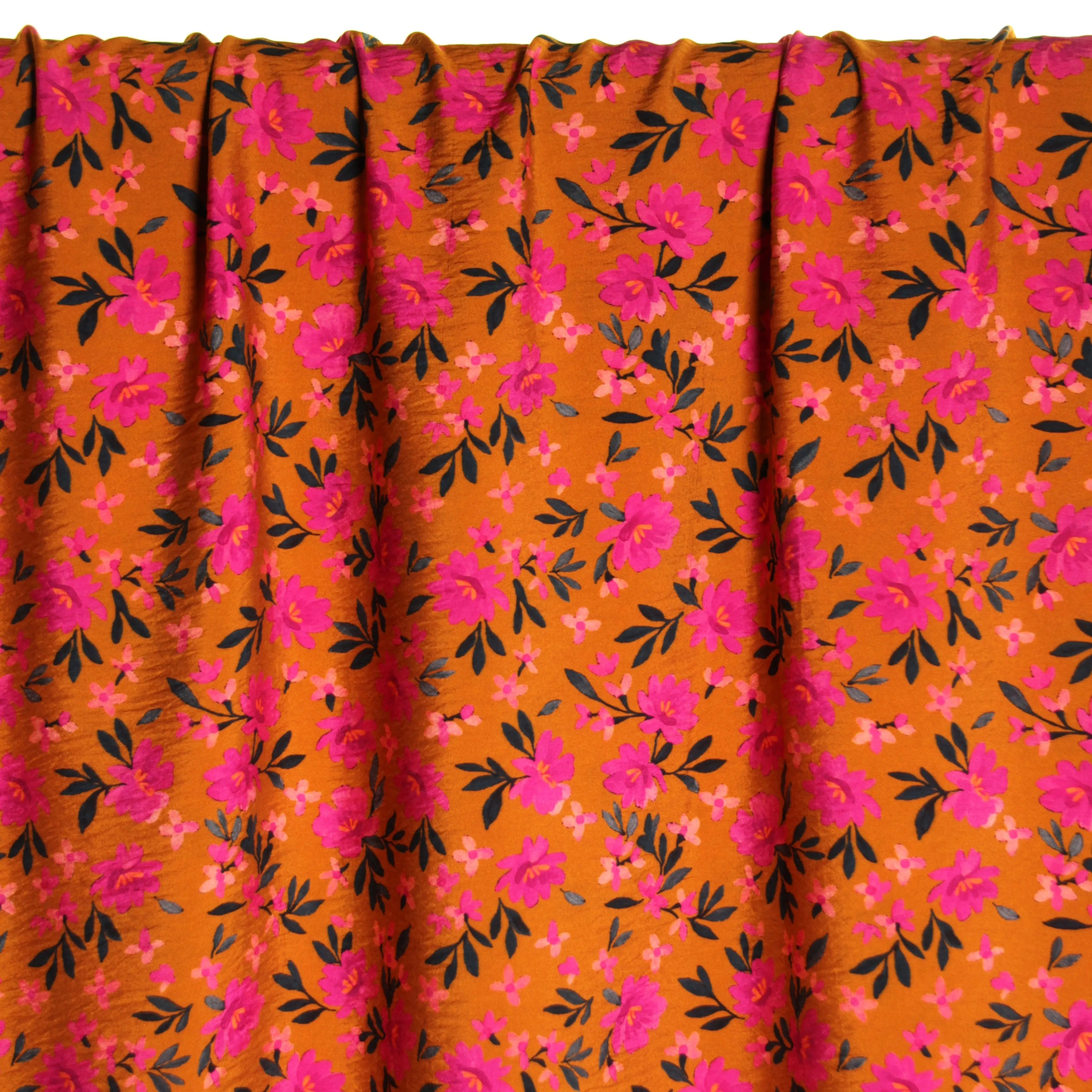 Viscose crinkle oker met bloemen - Atelier Jupe