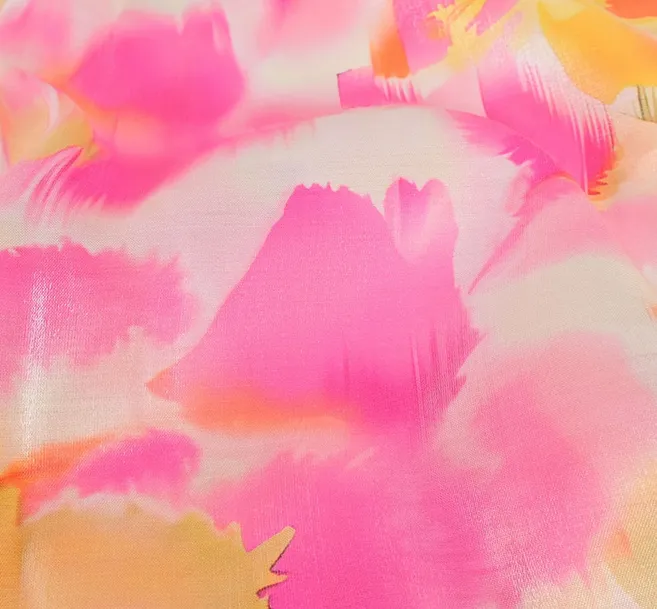 Viscose vervaagde bloemen roze/oranje met glans
