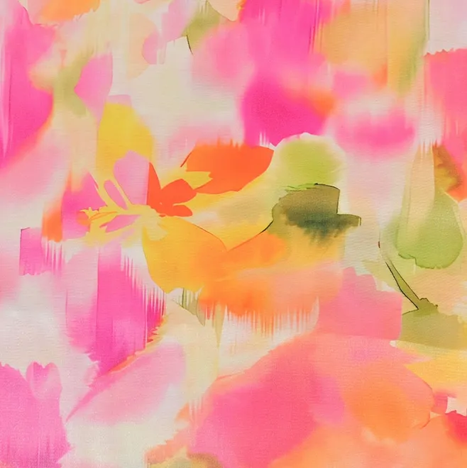 Viscose vervaagde bloemen roze/oranje met glans