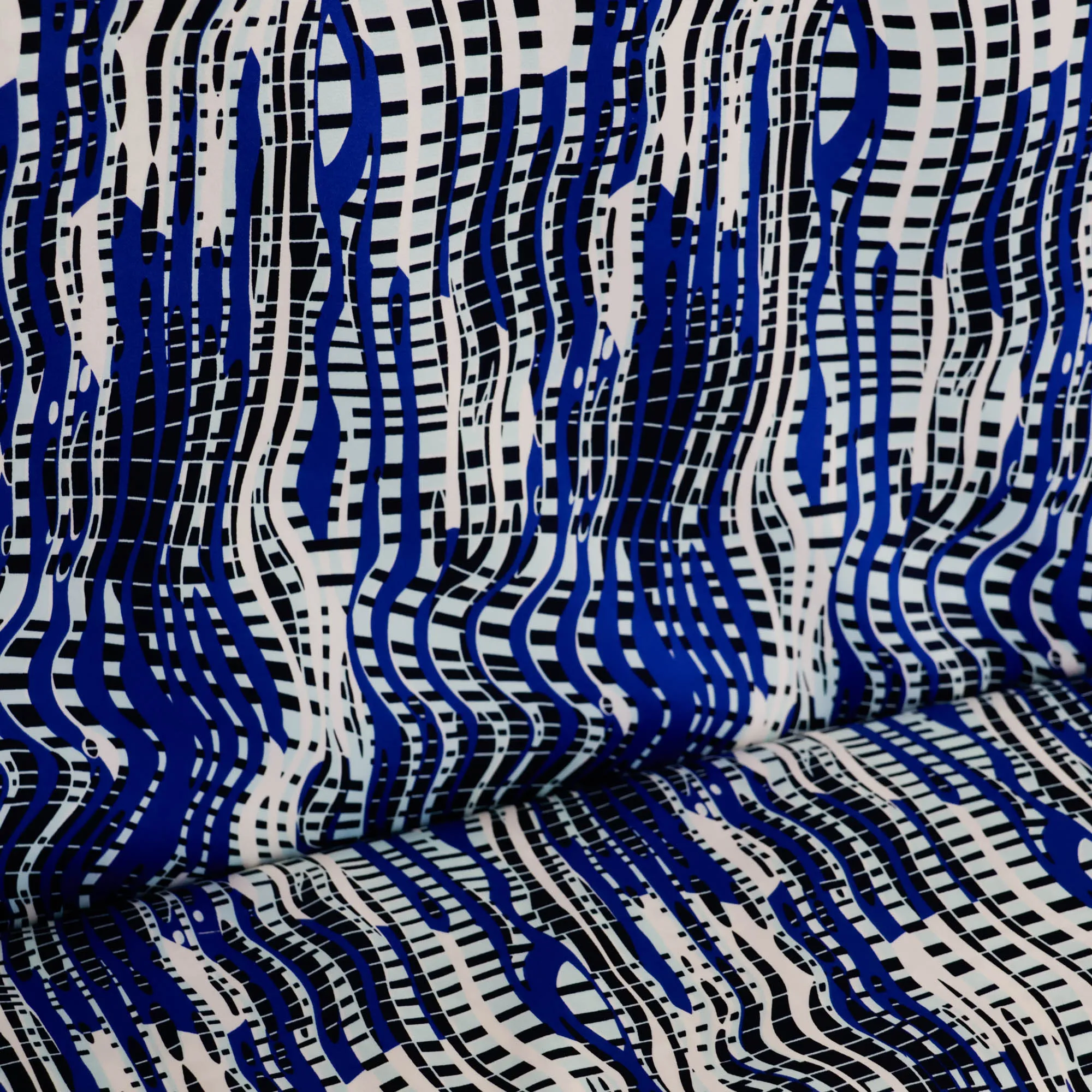 Viscose satijn blauw patroon