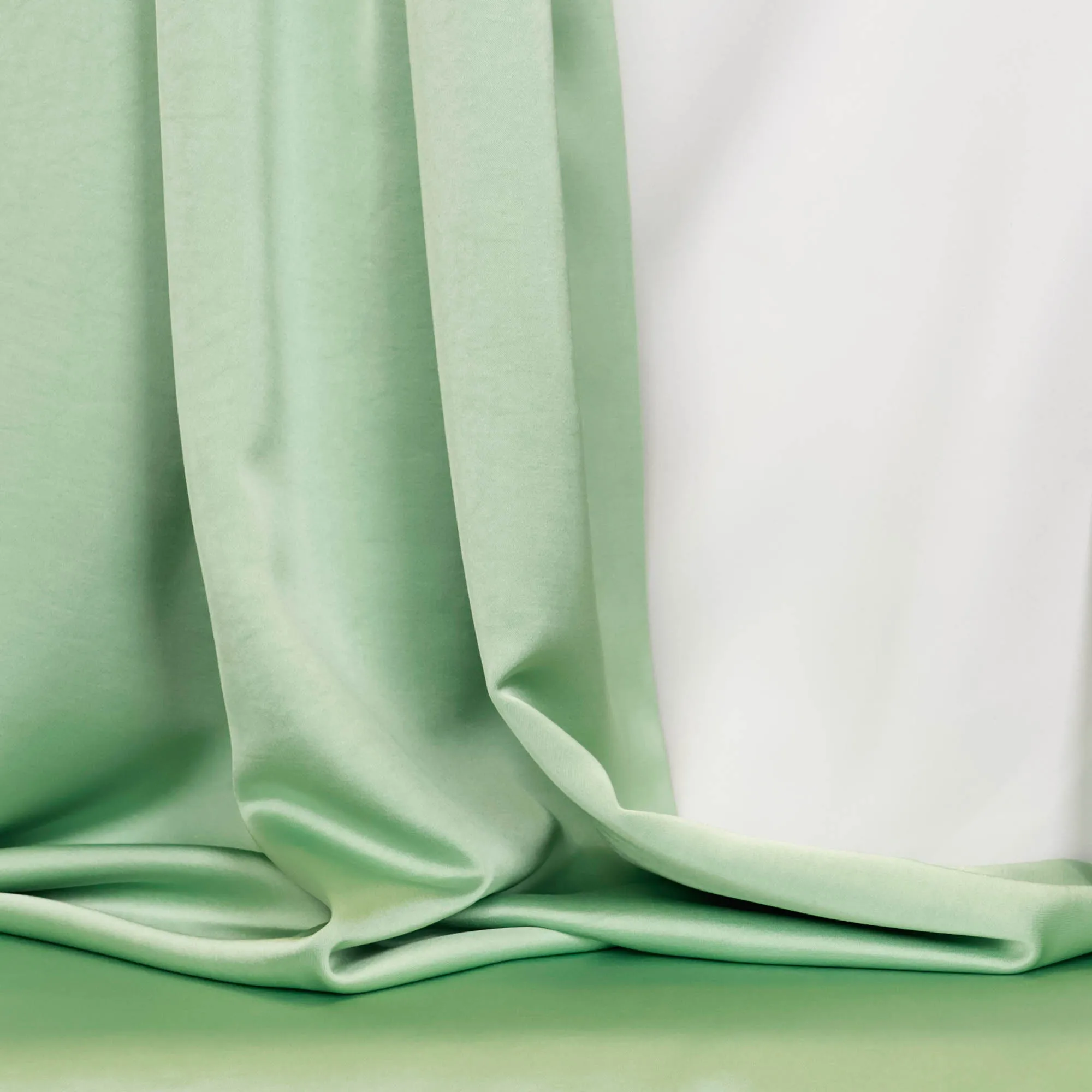 Satijn sage green  - A La Ville