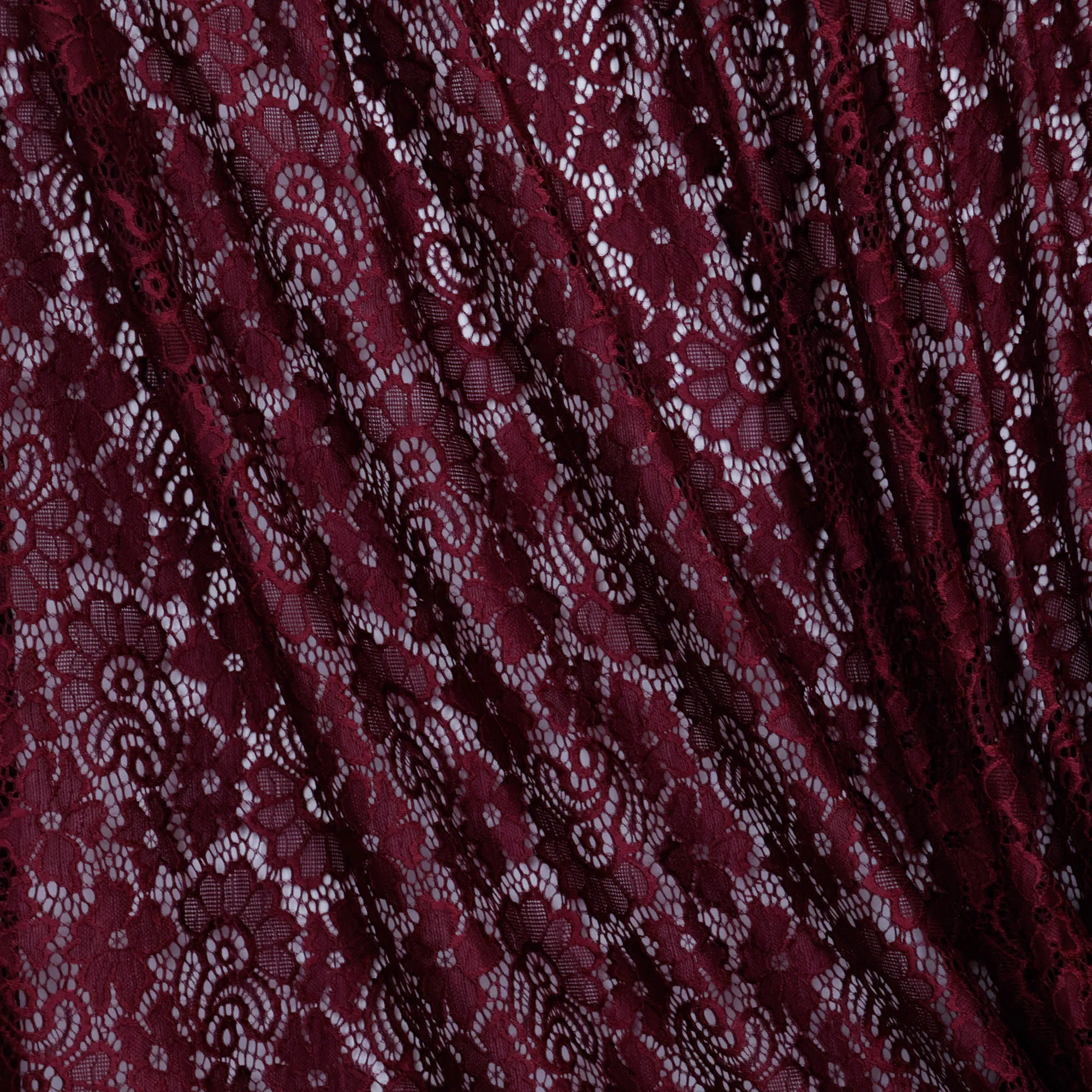 Kant bordeaux met bloemenpatroon