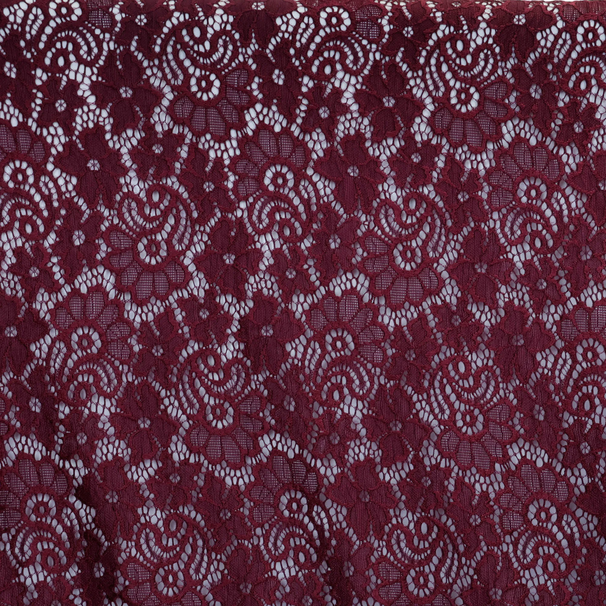Kant bordeaux met bloemenpatroon