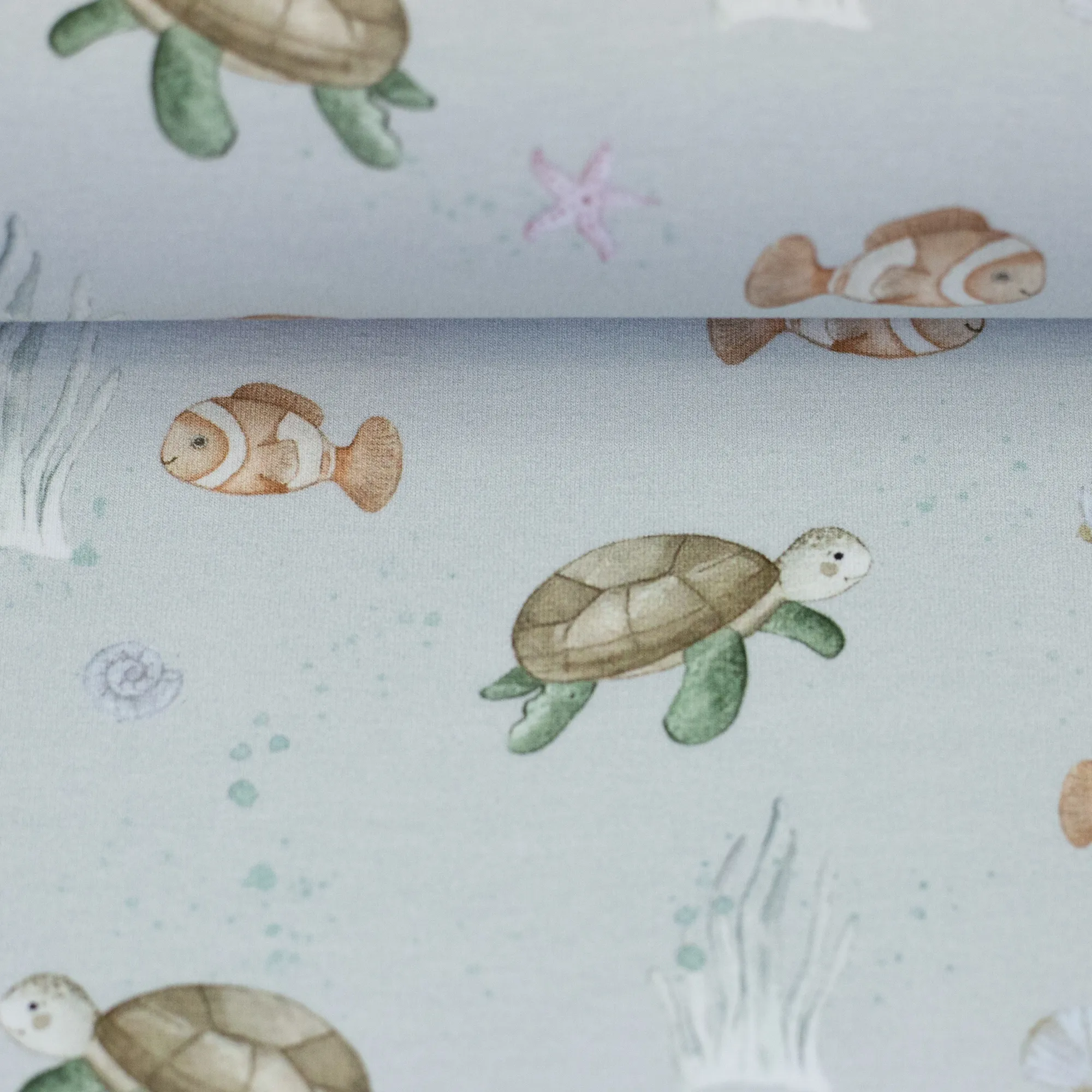 Tricot lichtgroen met schildpadden en vissen 'Beach'