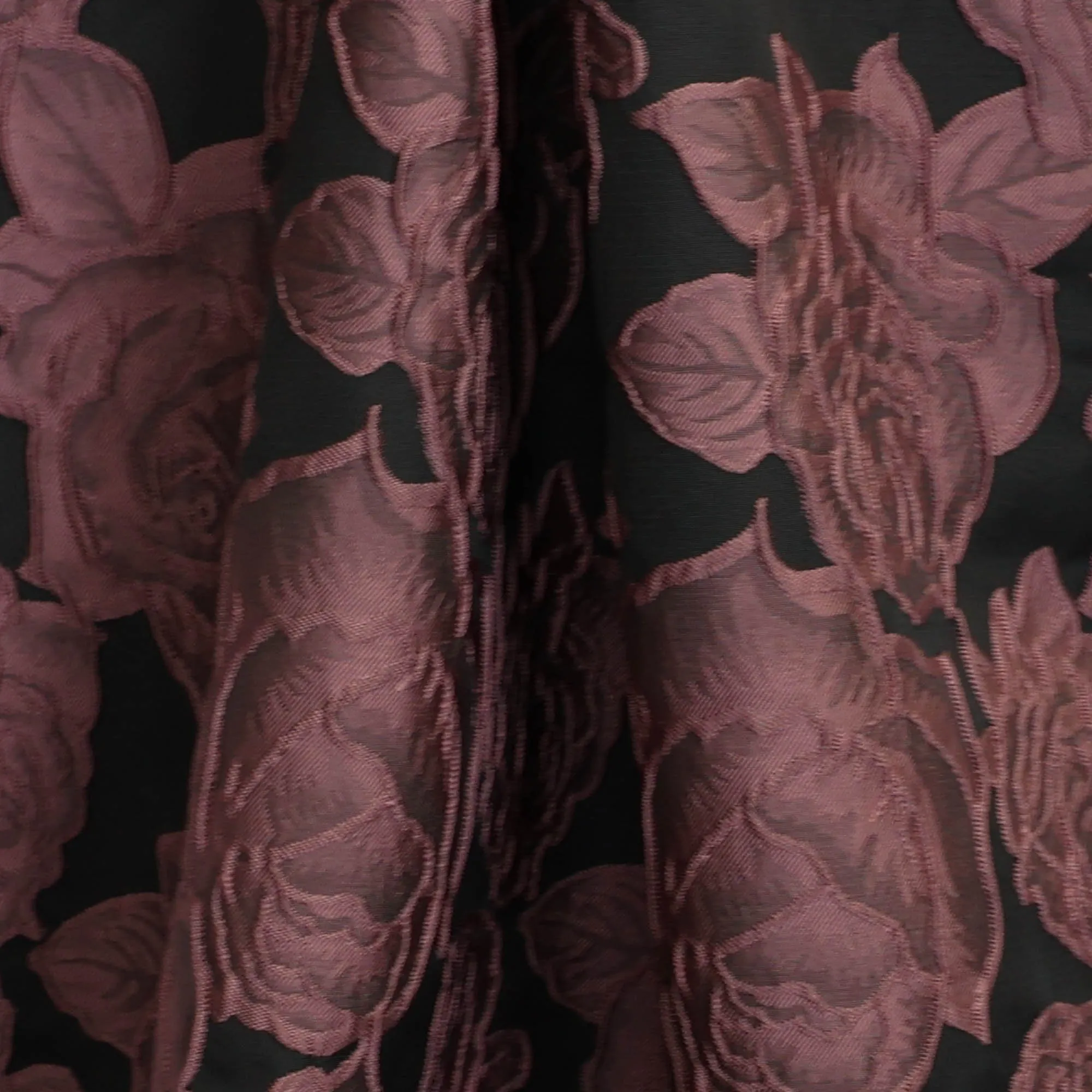 Jacquard wijnkleur met rozen
