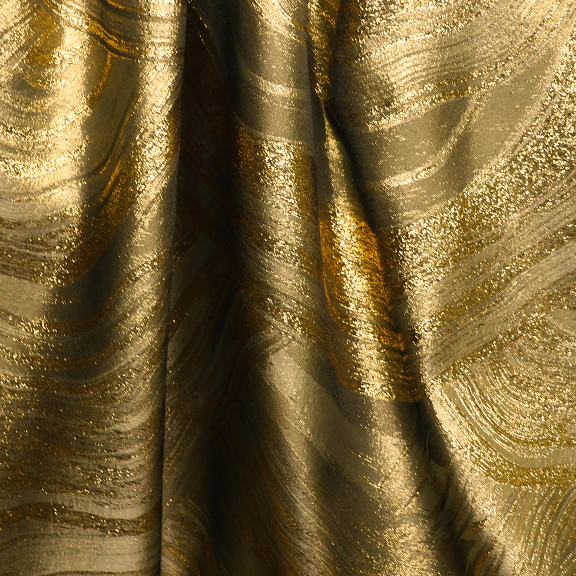 Jacquard met gouden versiering