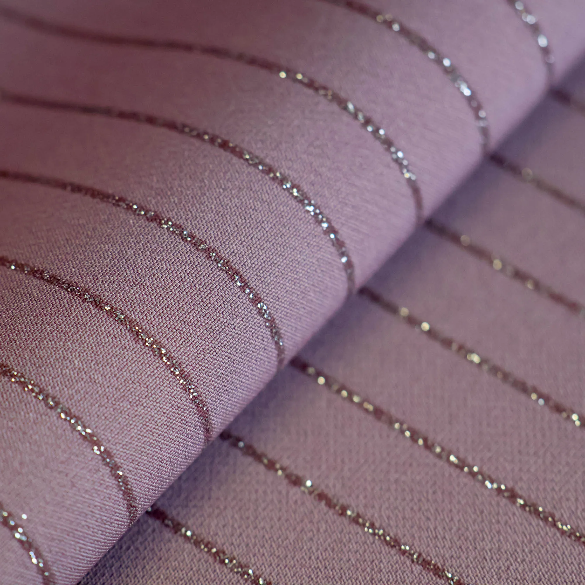 Stretch polyester roze met glitter lijnen - Kipmode