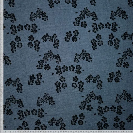 Jeans jacquard blauw met fluwelen bloemen